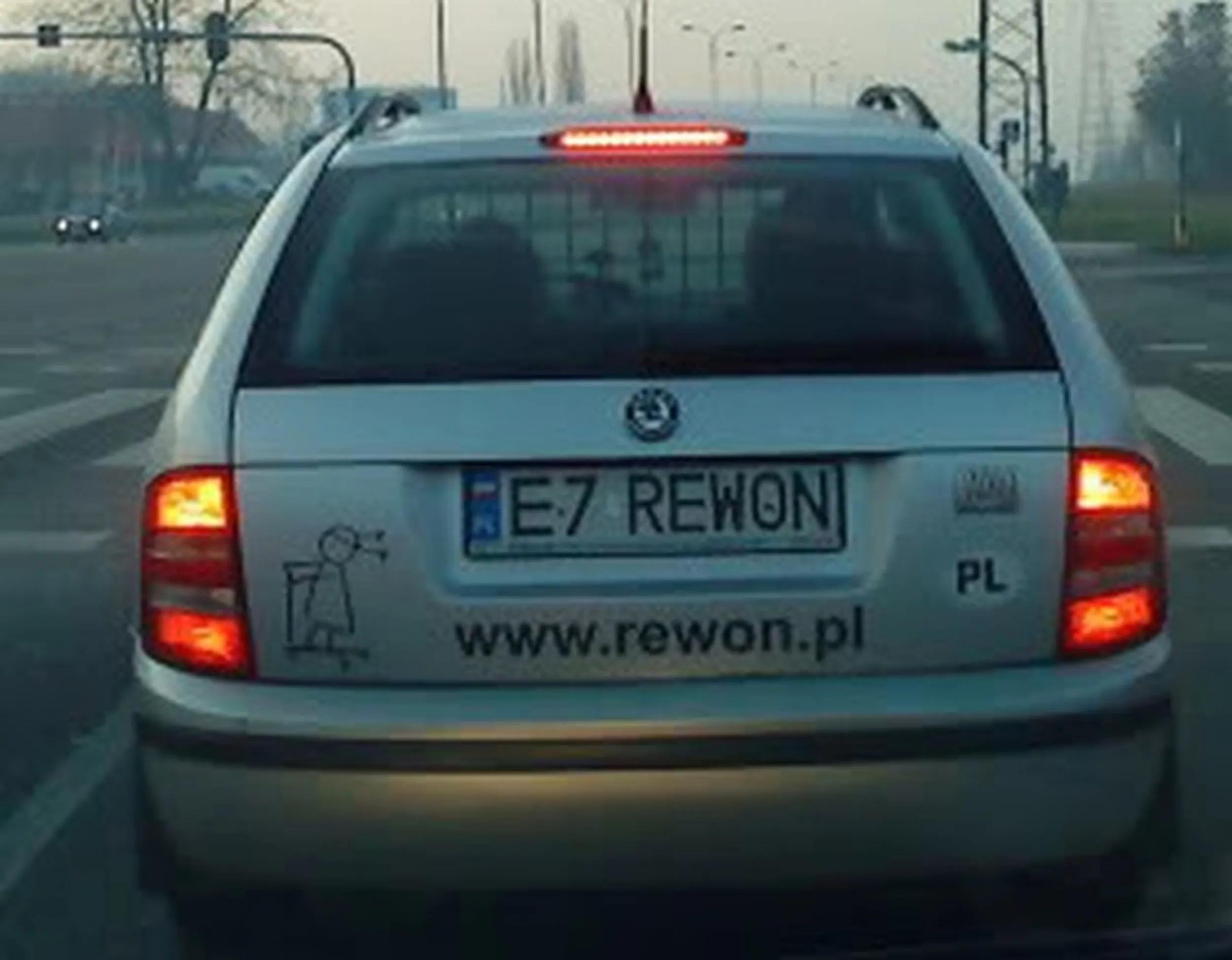 Fajny numer, blacha E7 REWON