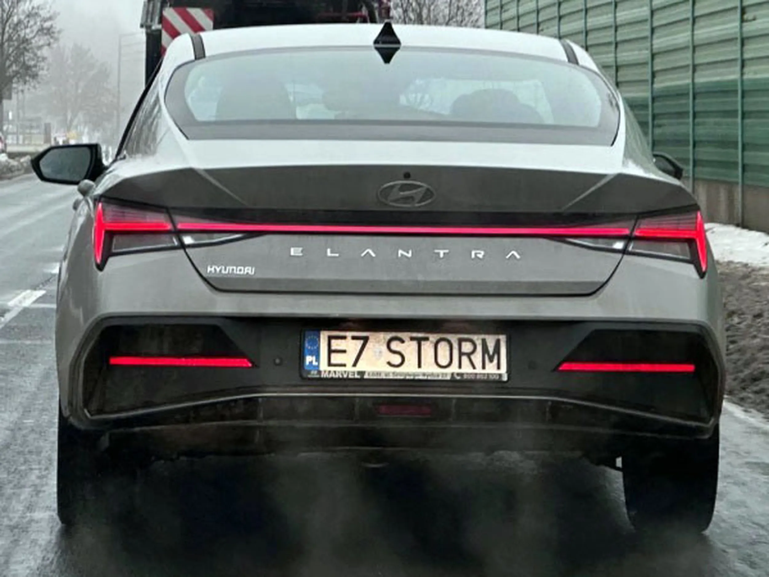 Fajny numer, blacha E7 STORM