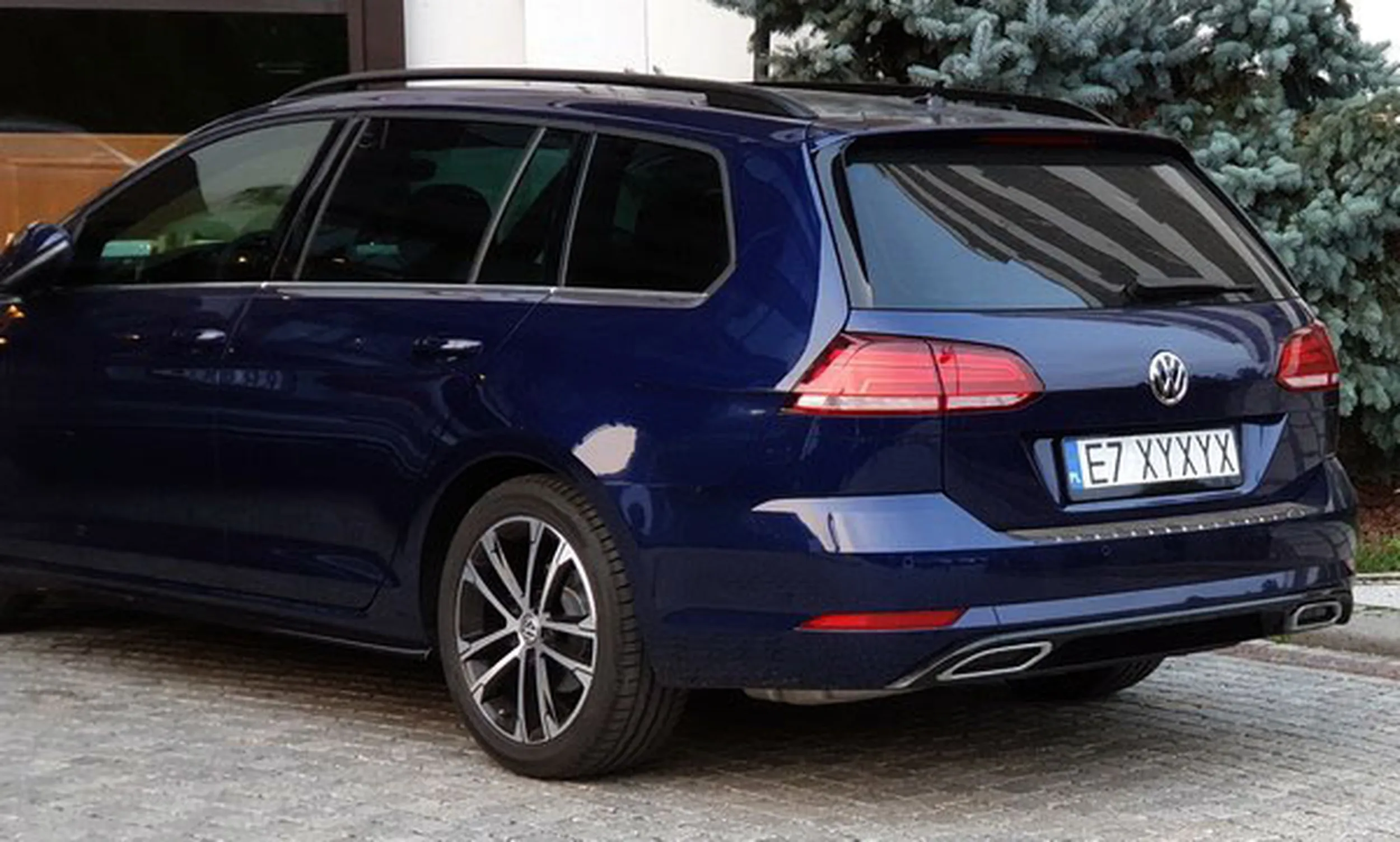 Fajny numer, blacha E7 XYXYX