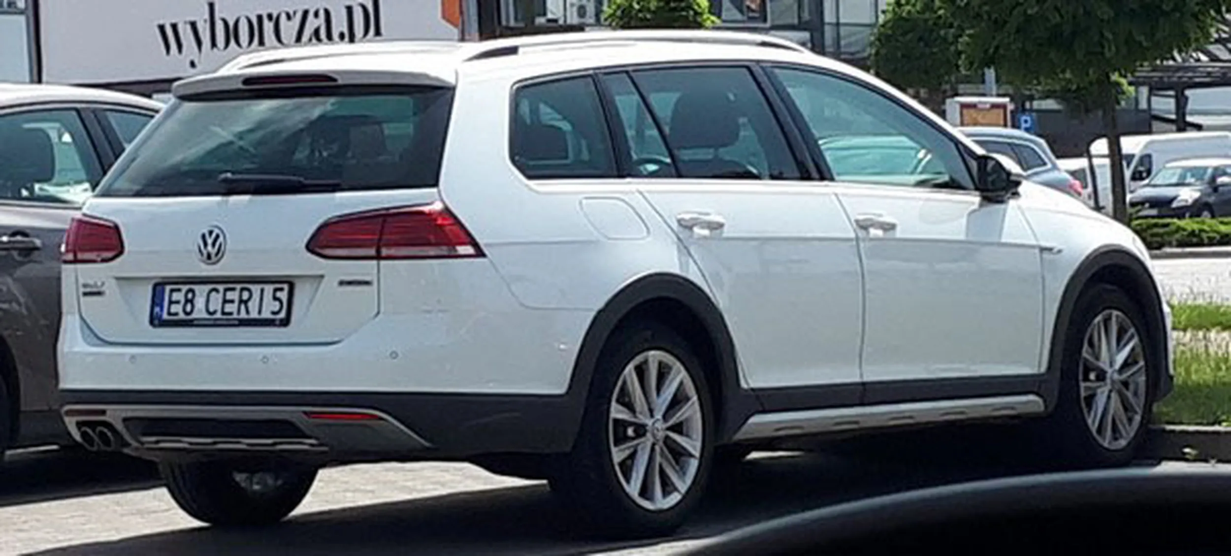 Fajny numer, blacha E8 CERI5