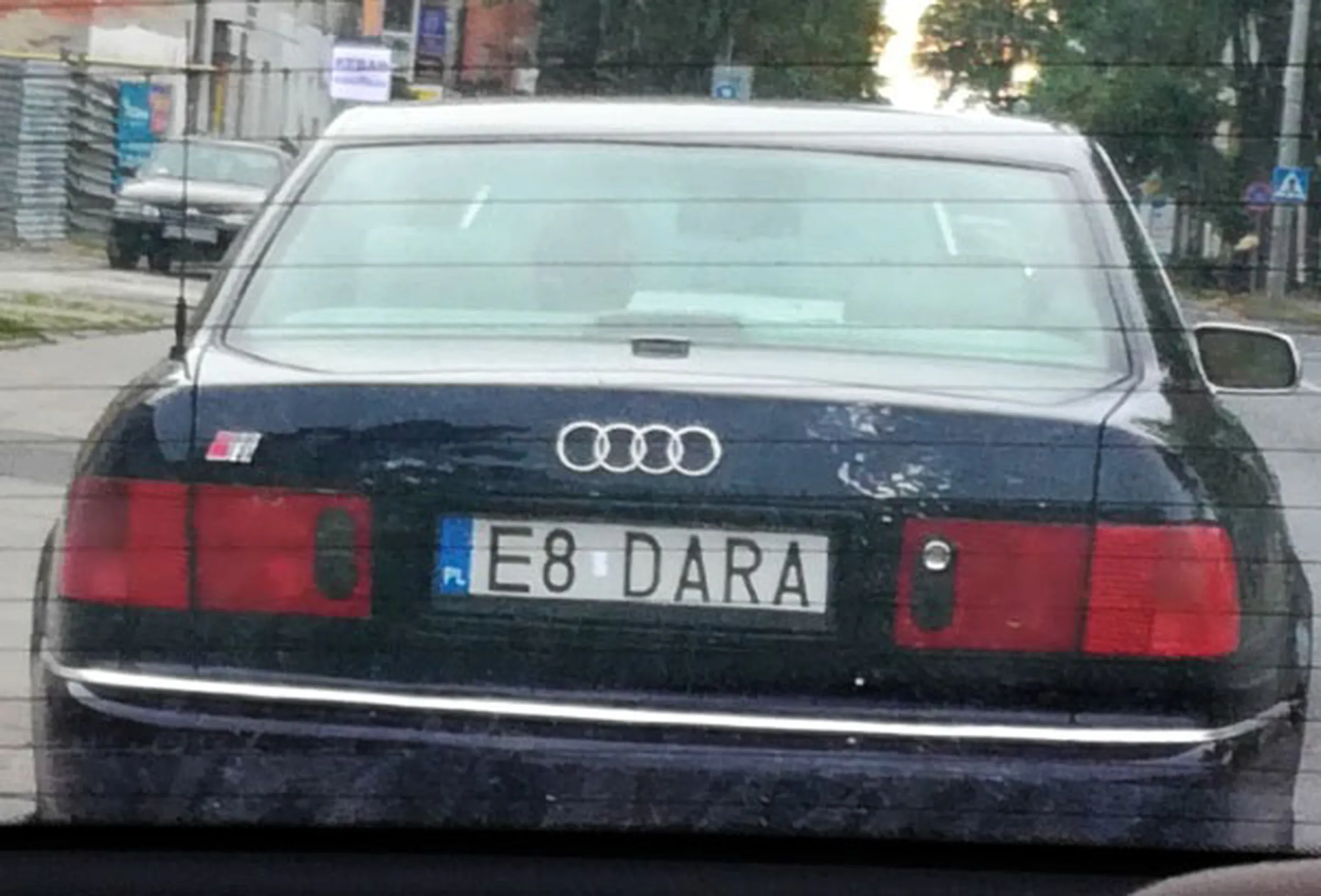 Fajny numer, blacha E8 DARA