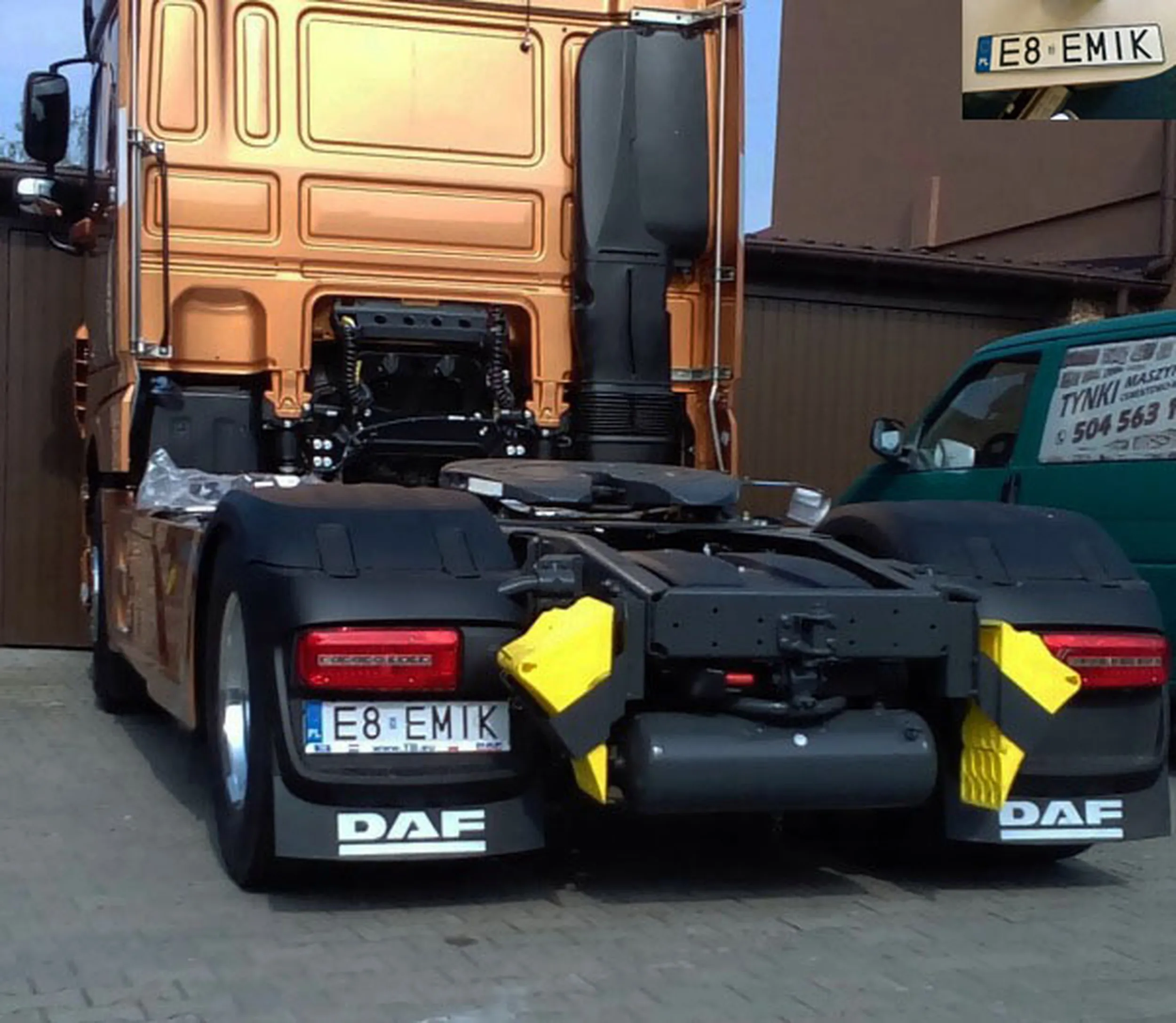 Fajny numer, blacha E8 EMIK