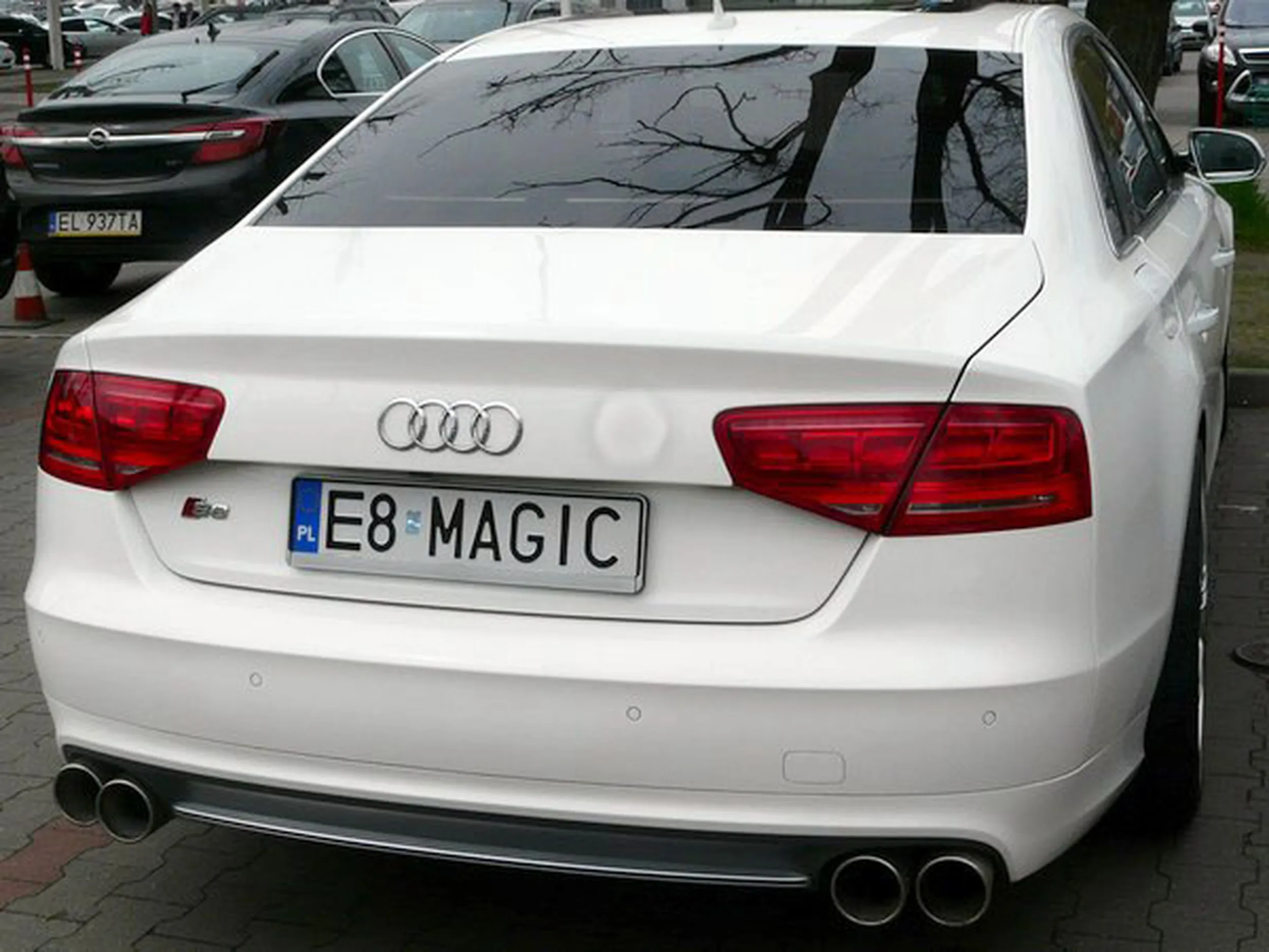 Fajny numer, blacha E8 MAGIC