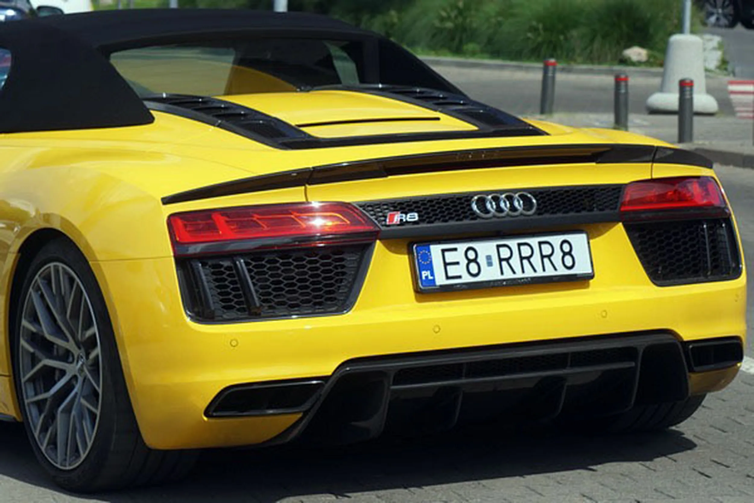 Fajny numer, blacha E8 RRR8