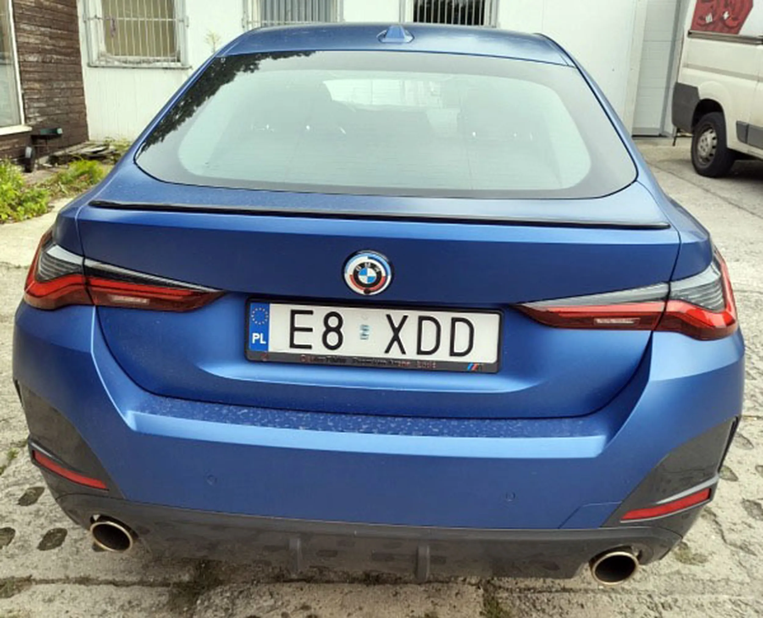 Fajny numer, blacha E8 XDD