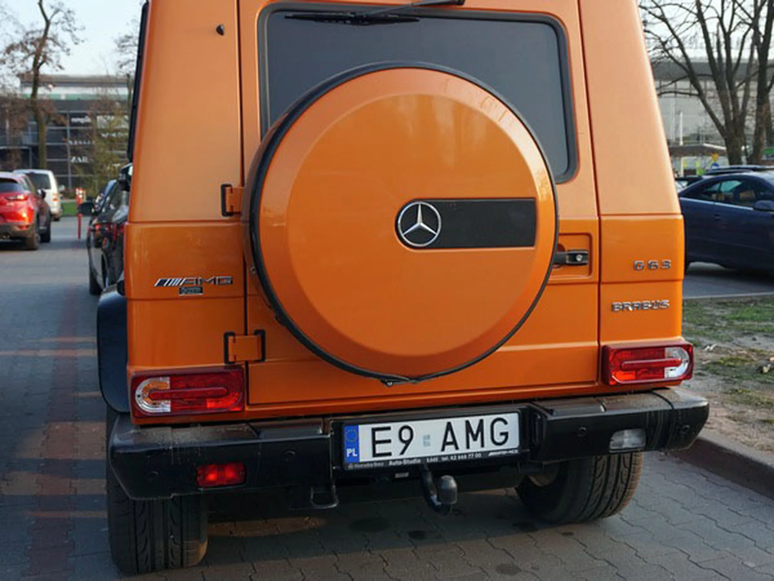 Fajny numer, blacha E9 AMG