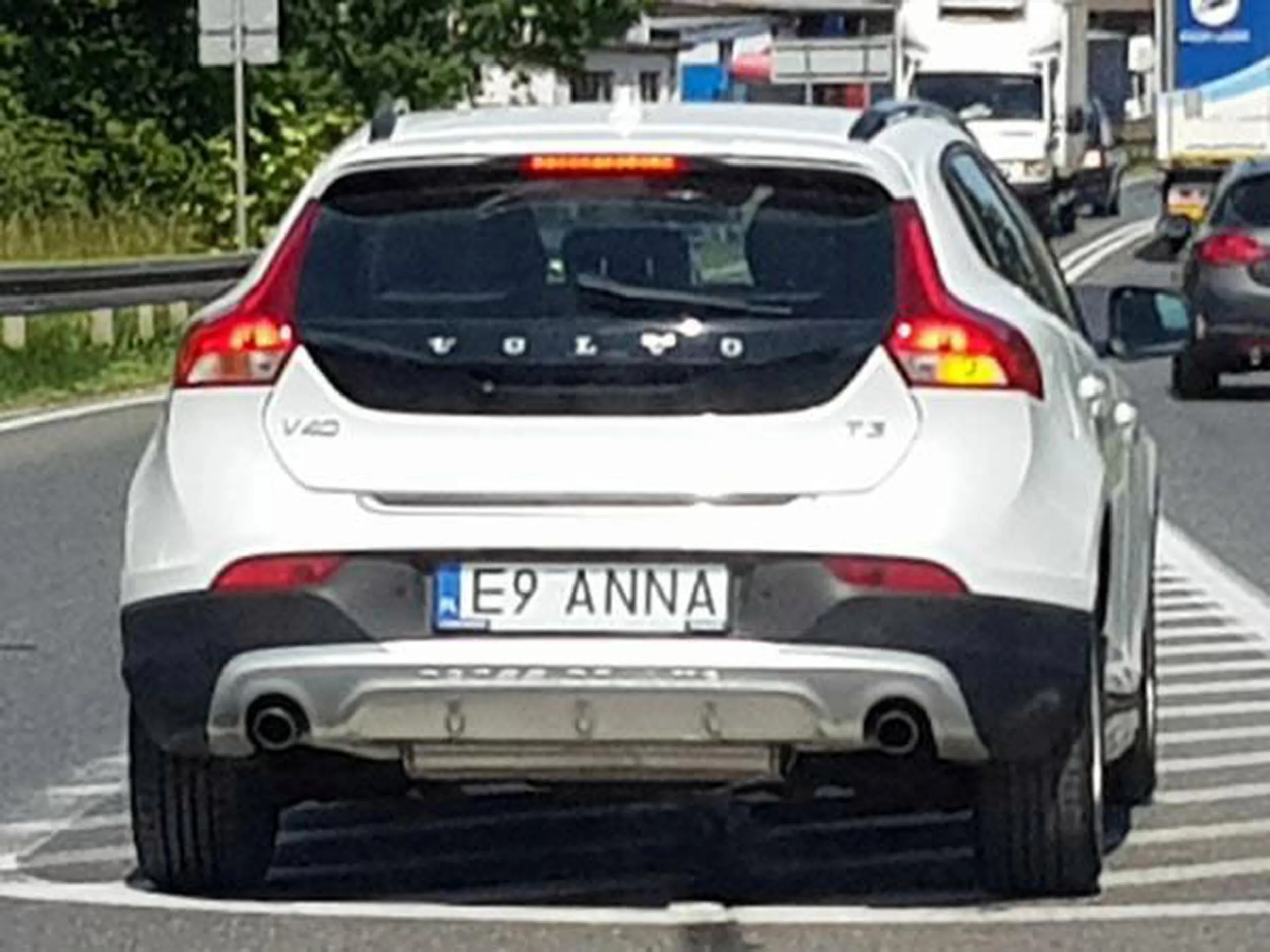 Fajny numer, blacha E9 ANNA