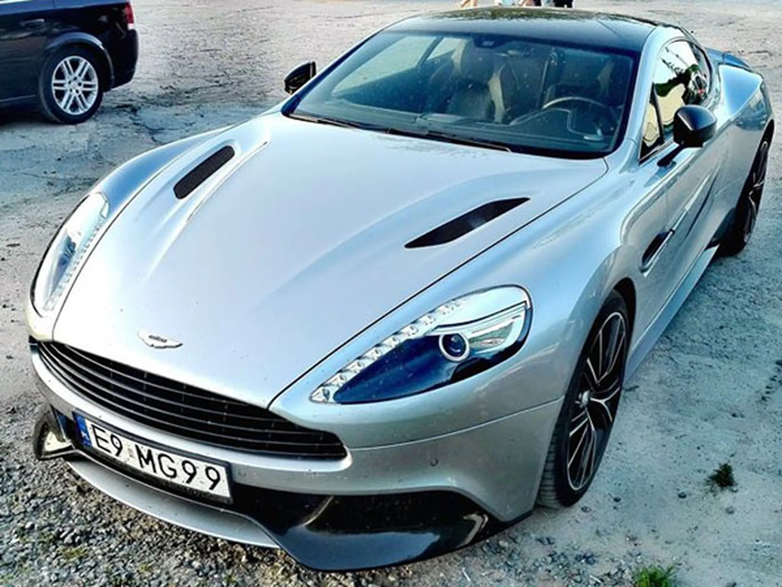 Fajny numer, blacha E9 MG99