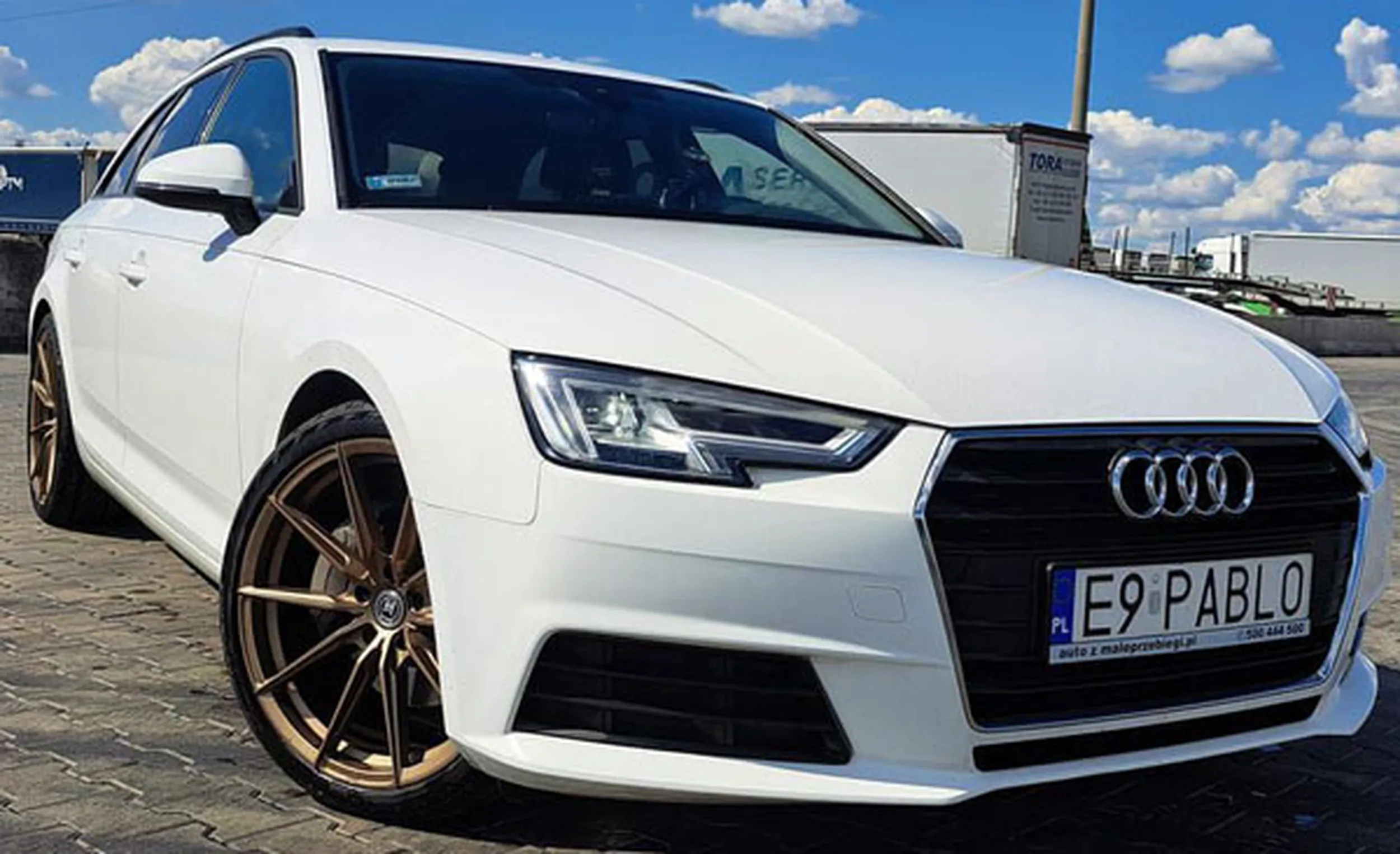 Fajny numer, blacha E9 PABLO