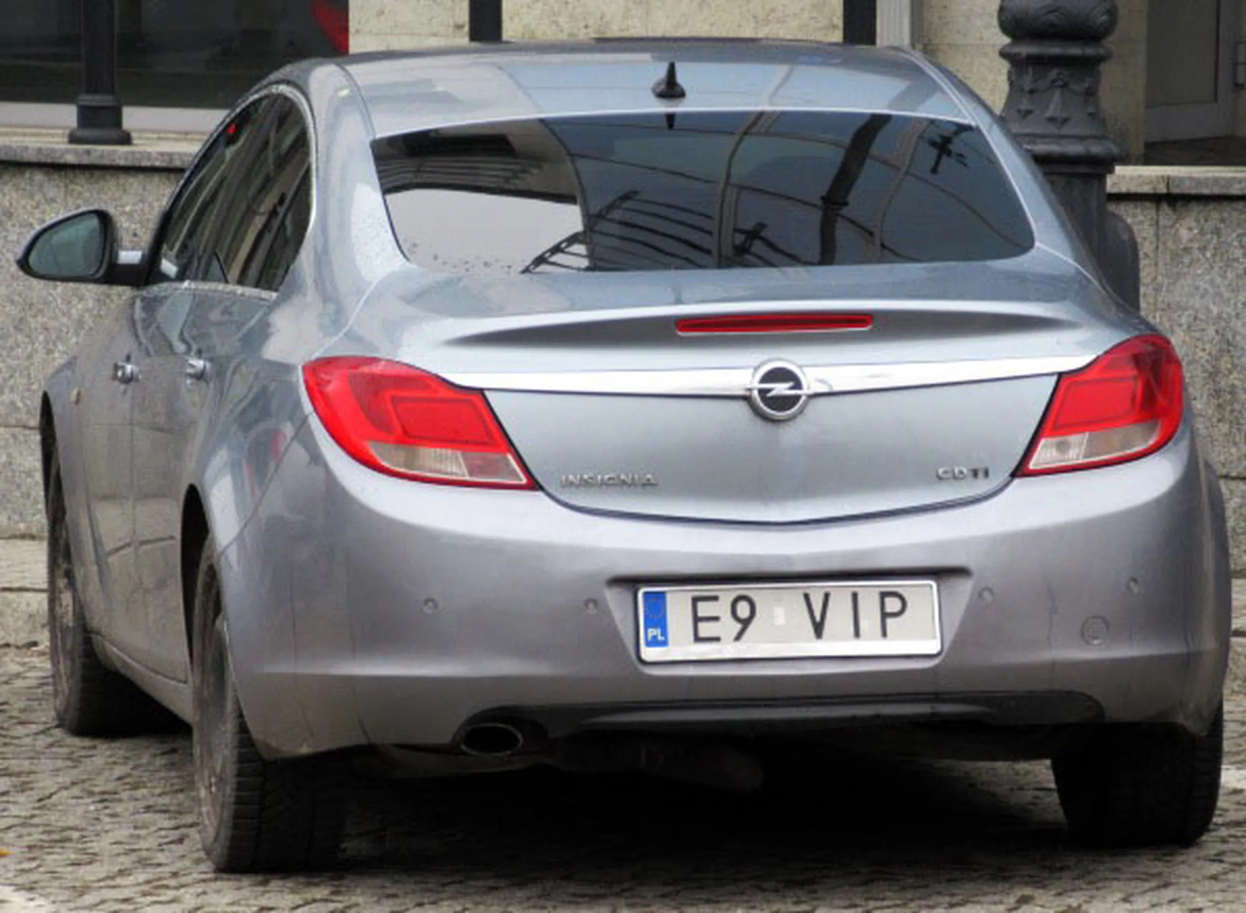 Fajny numer, blacha E9 VIP