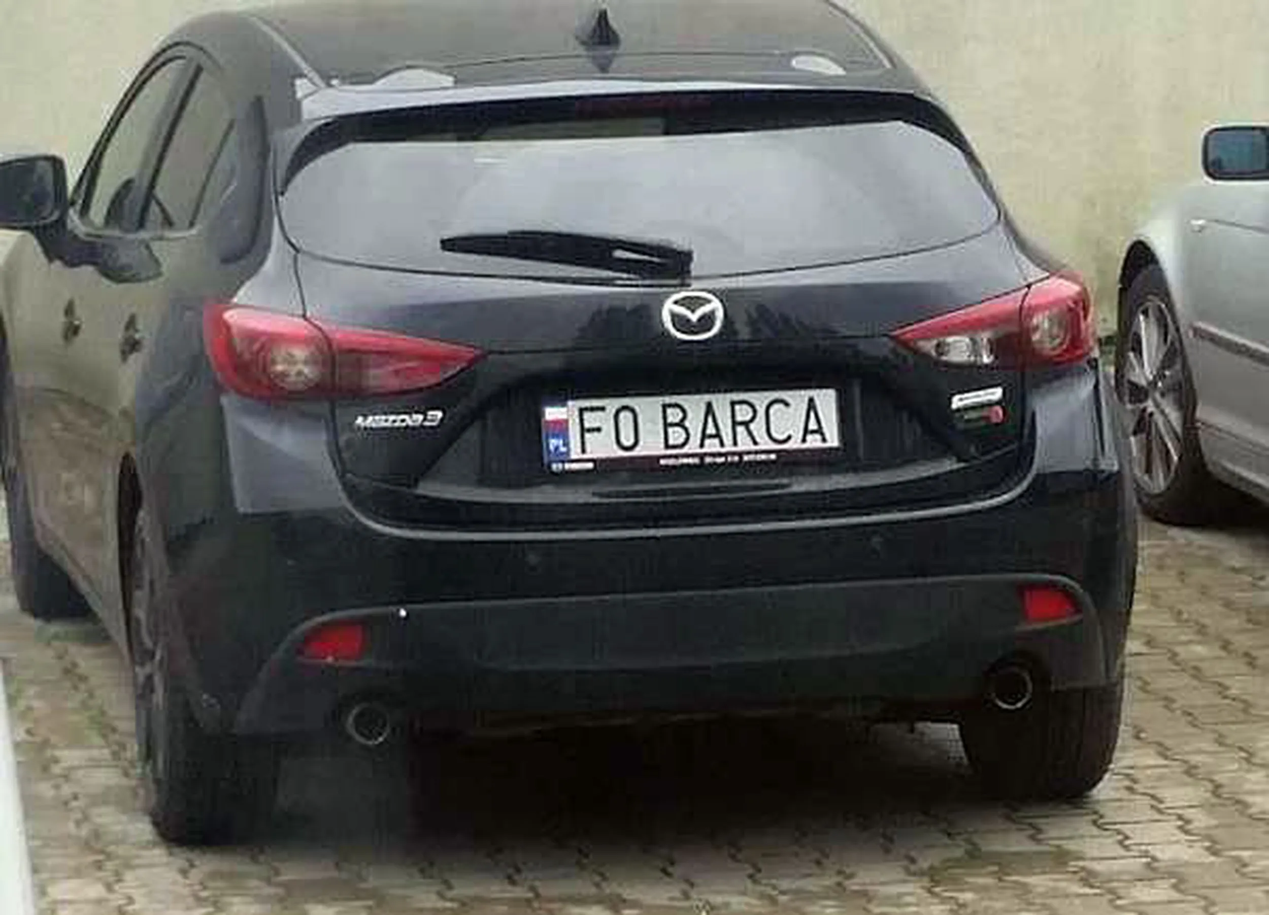 Fajny numer, blacha F0 BARCA