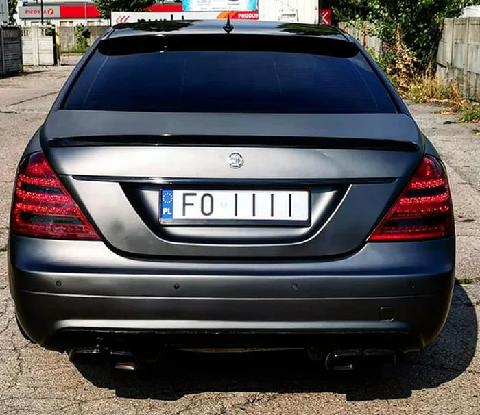 Fajny numer, blacha F0 IIII