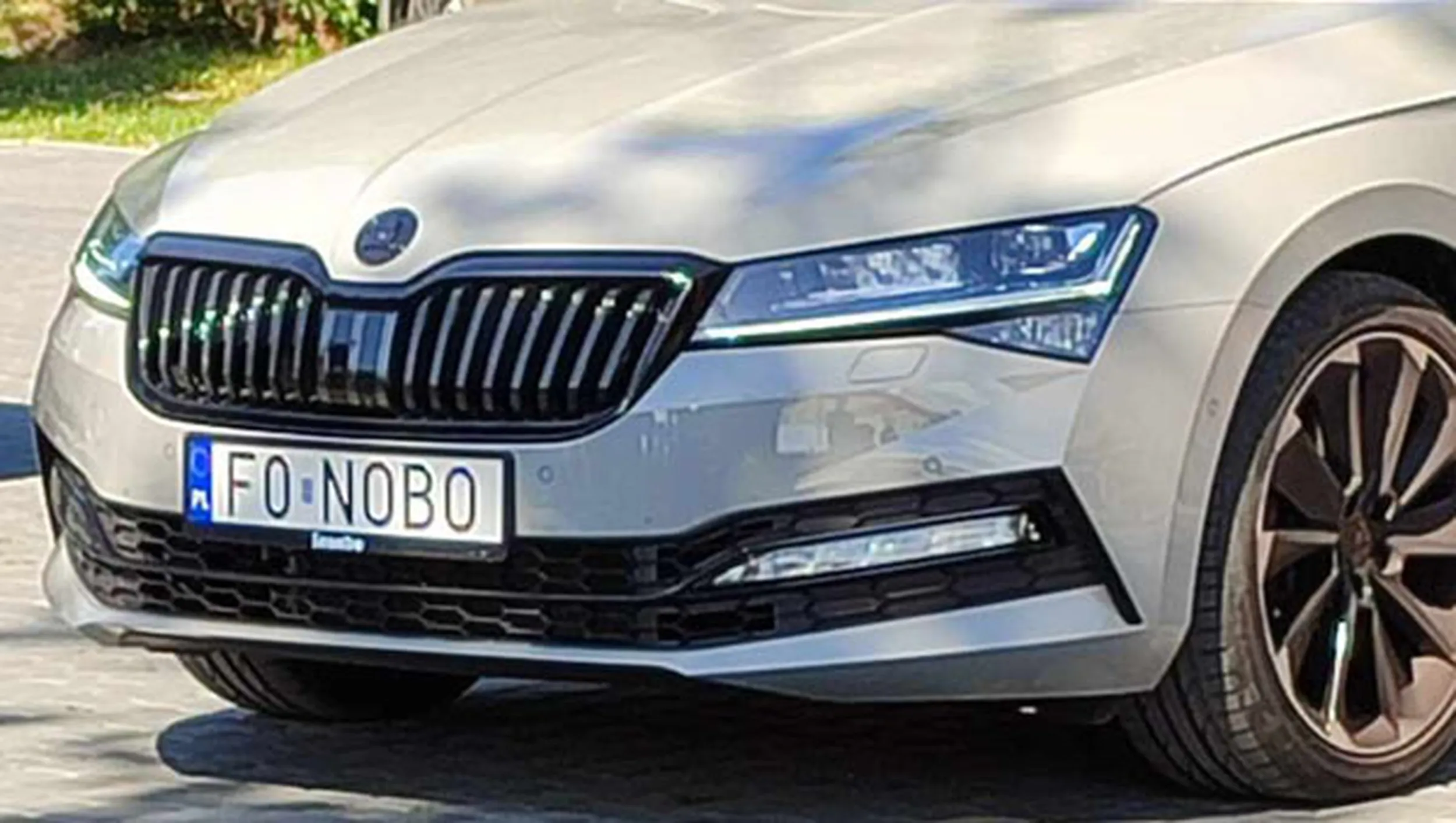 Fajny numer, blacha F0 NOBO