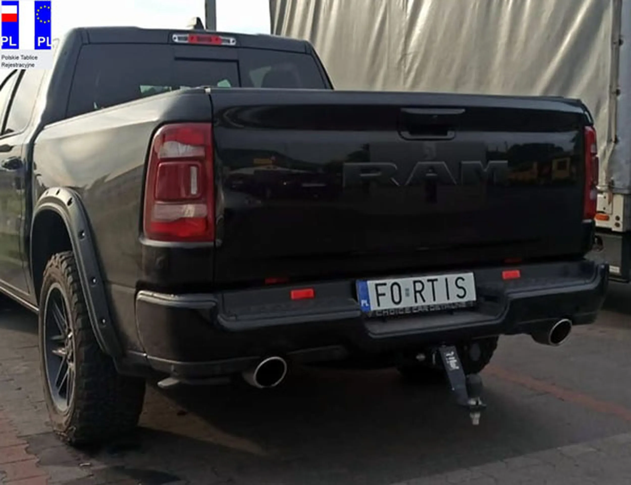 Fajny numer, blacha F0 RTIS