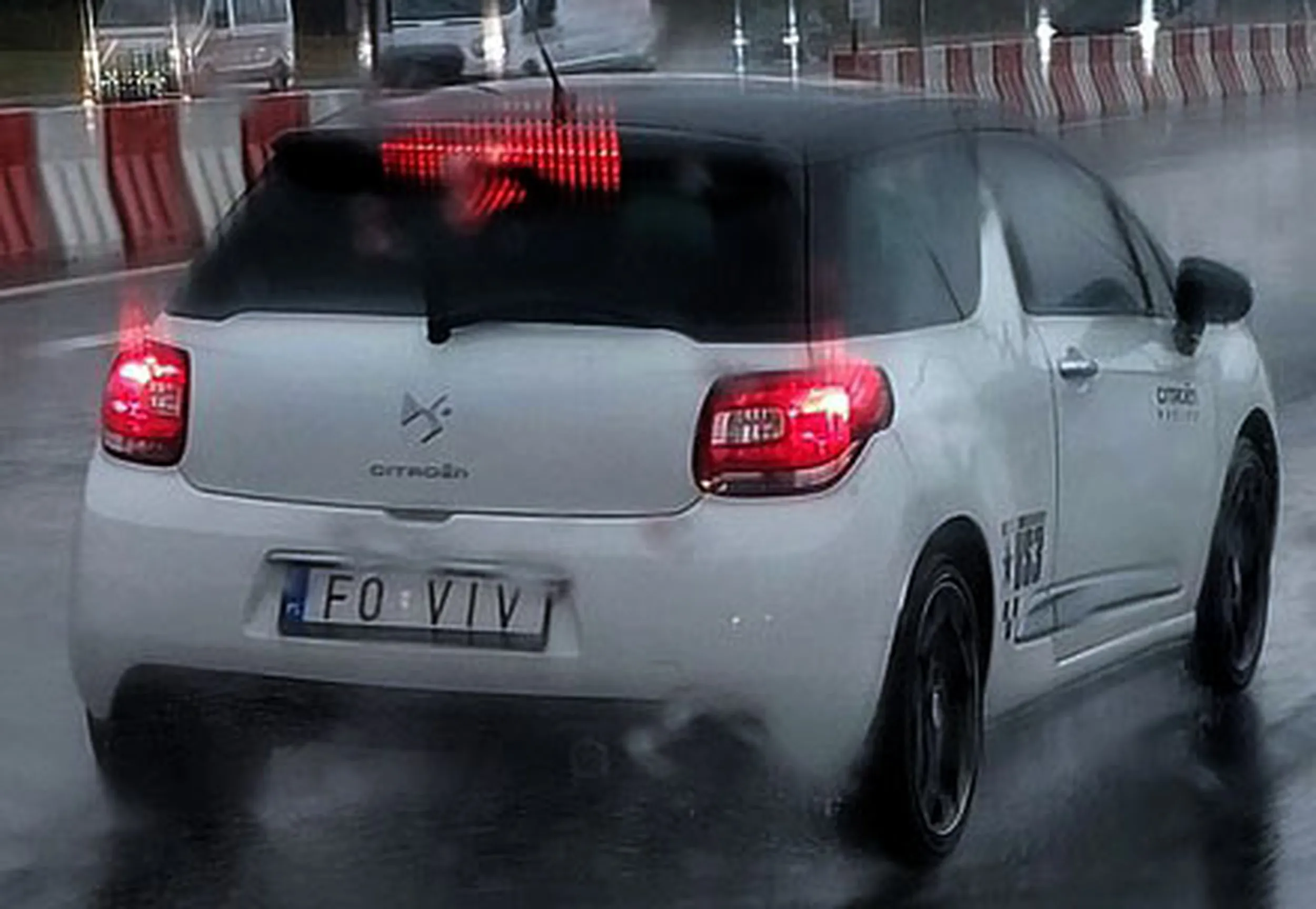 Fajny numer, blacha F0 VIV