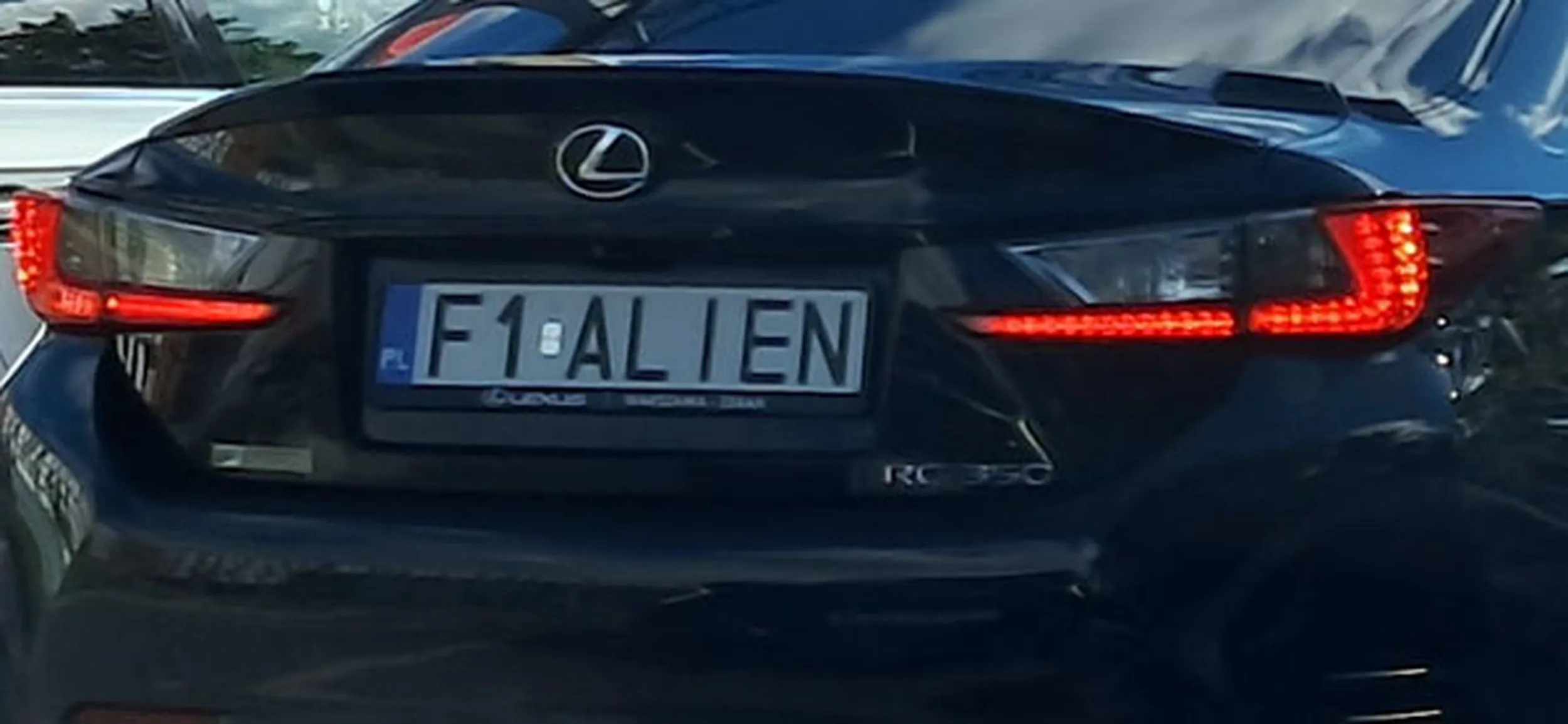 Fajny numer, blacha F1 ALIEN