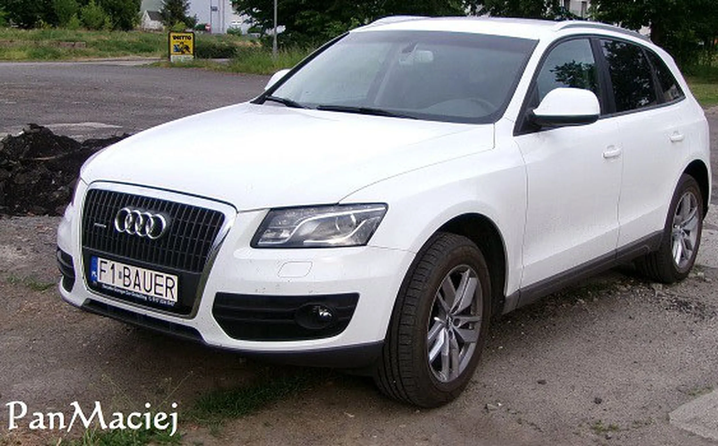 Fajny numer, blacha F1 BAUER