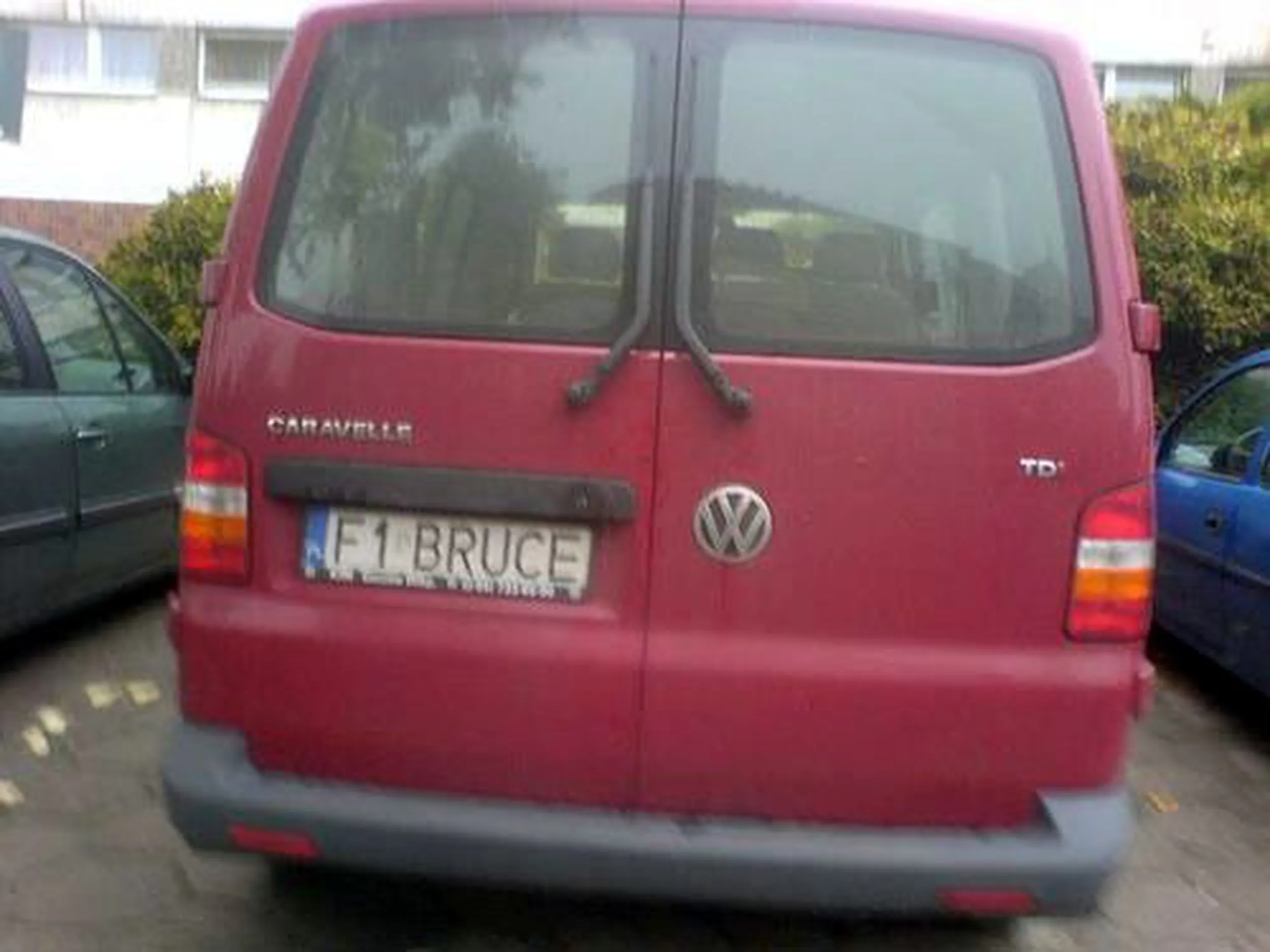 Fajny numer, blacha F1 BRUCE