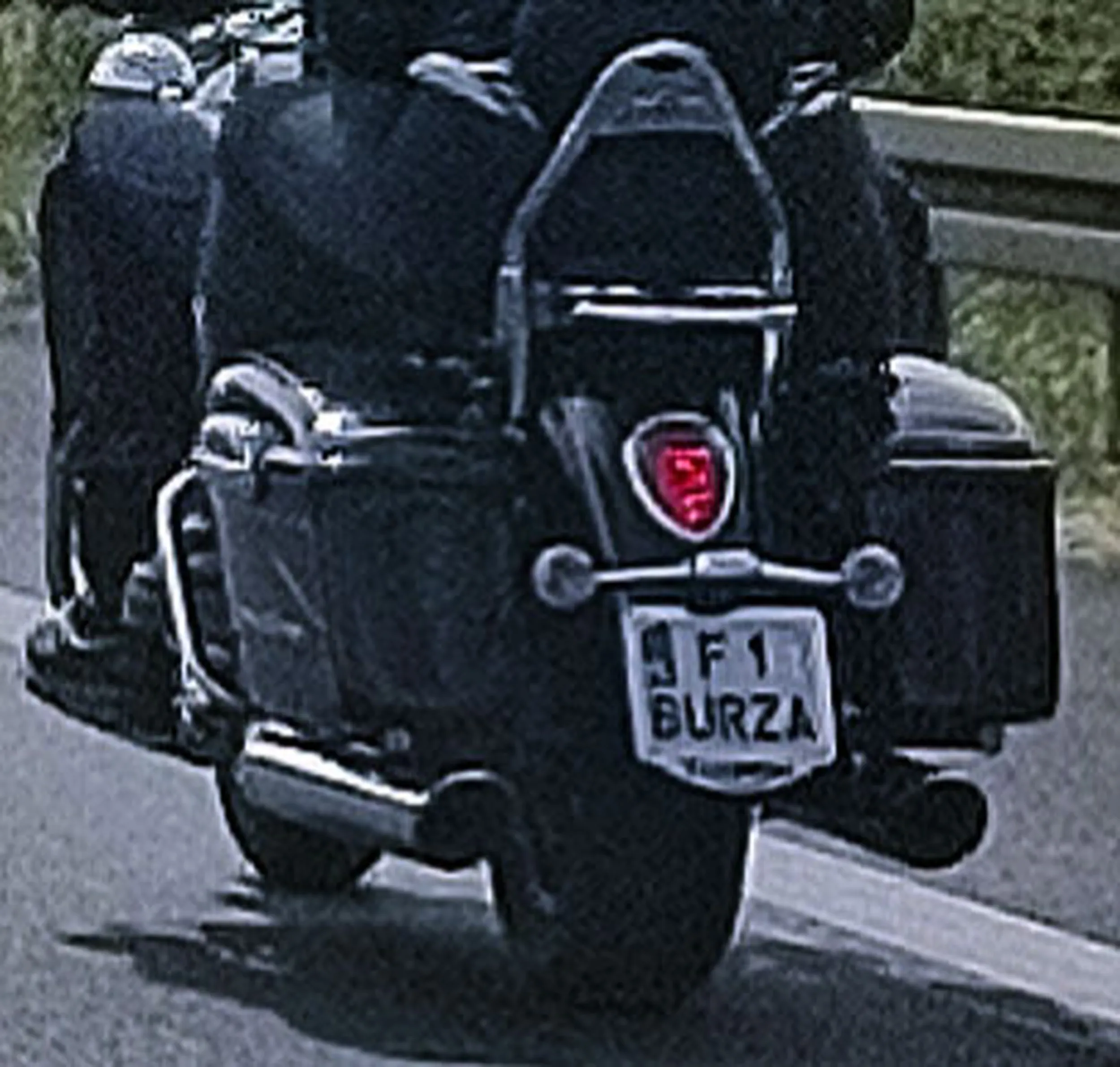 Fajny numer, blacha F1 BURZA