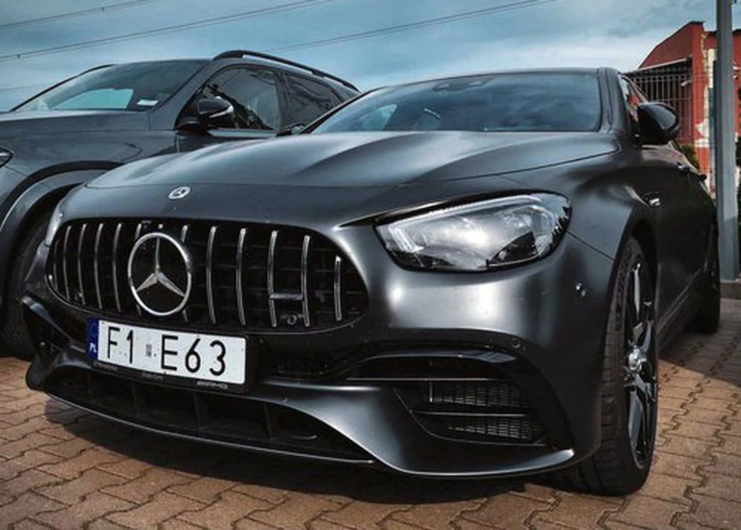 Fajny numer, blacha F1 E63