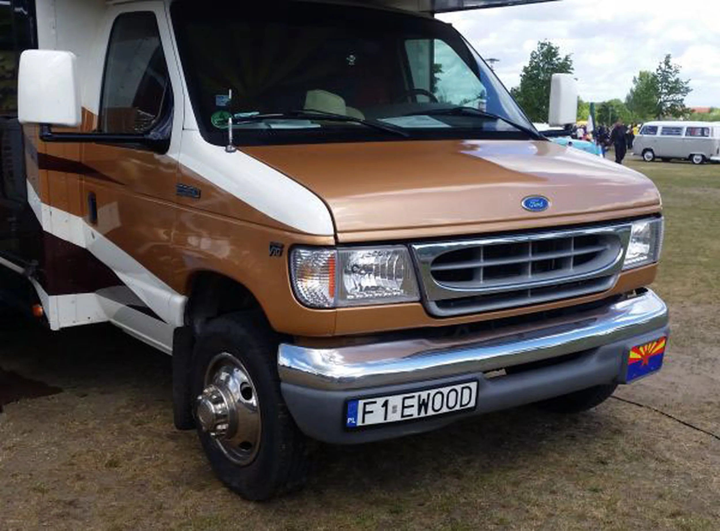 Fajny numer, blacha F1 EWOOD