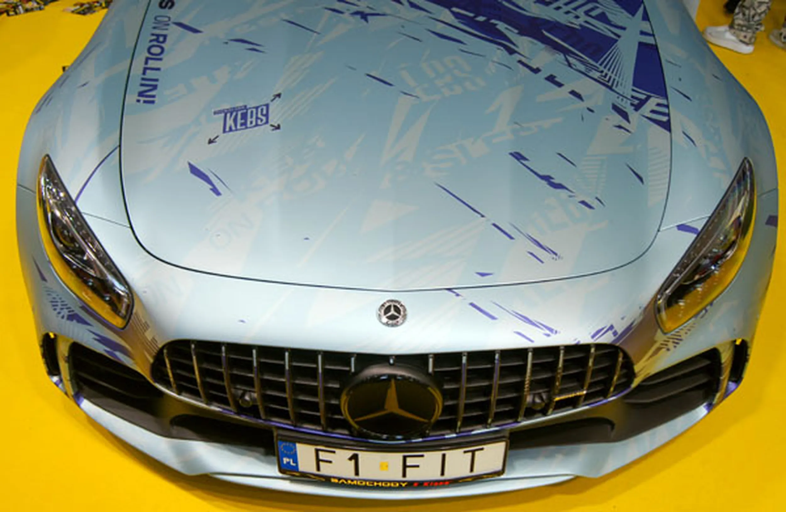 Fajny numer, blacha F1 FIT