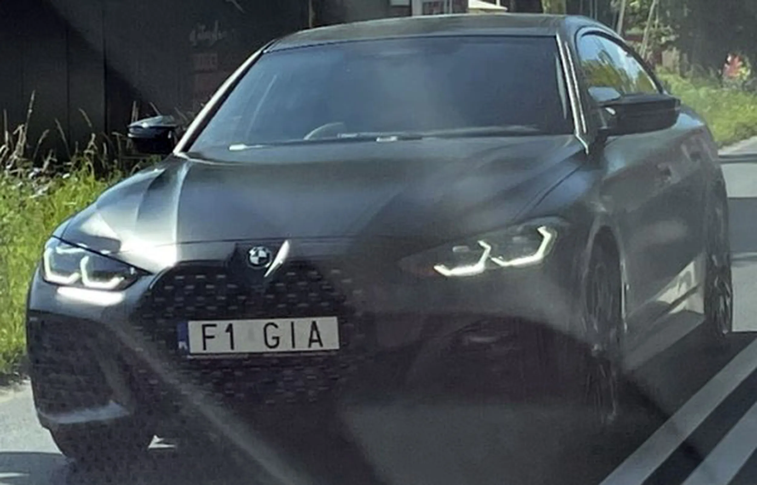 Fajny numer, blacha F1 GIA