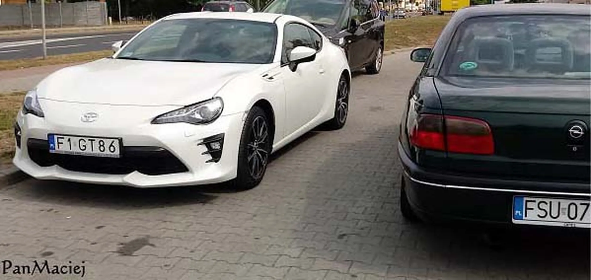 Fajny numer, blacha F1 GT86