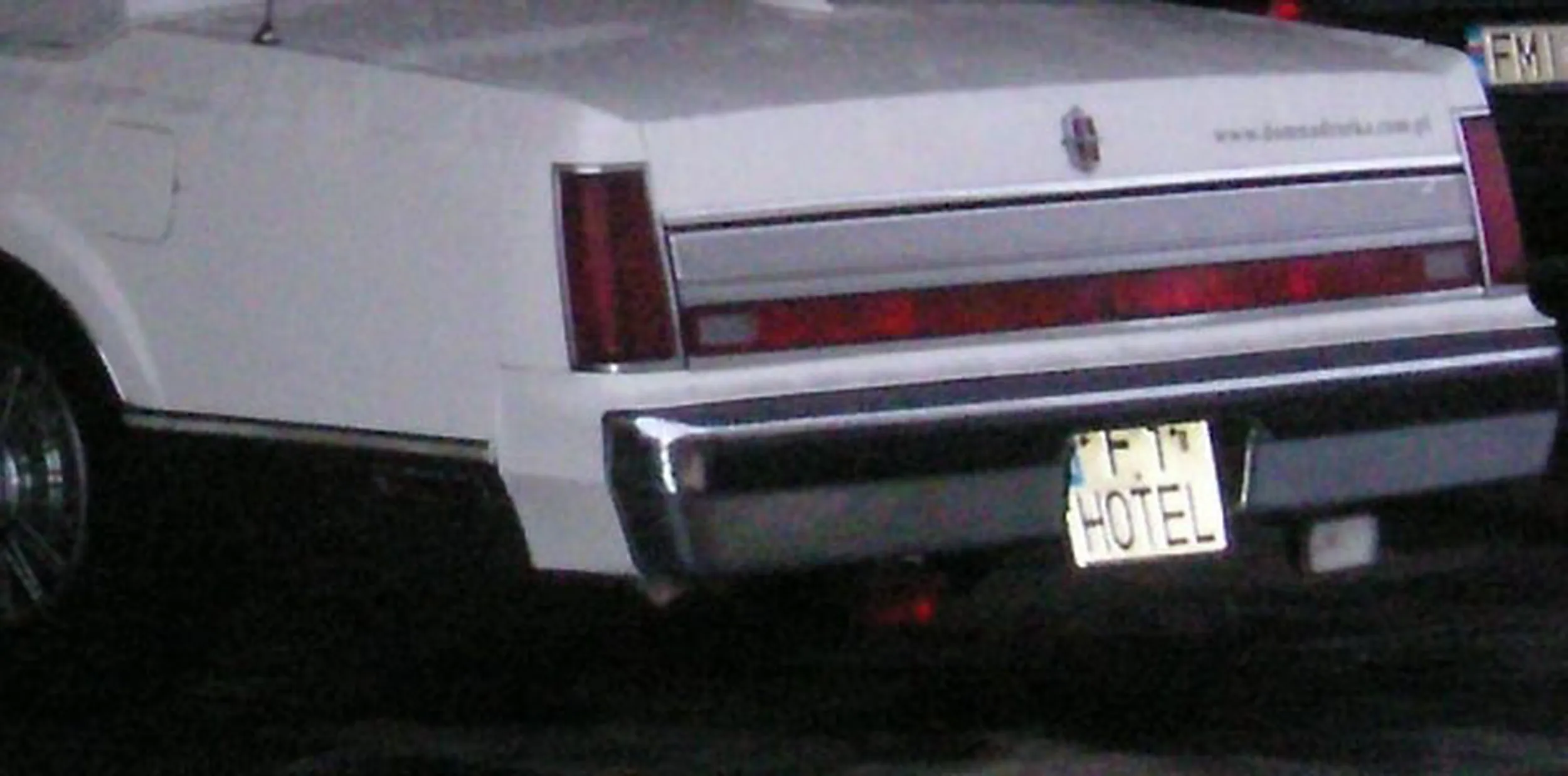 Fajny numer, blacha F1 HOTEL