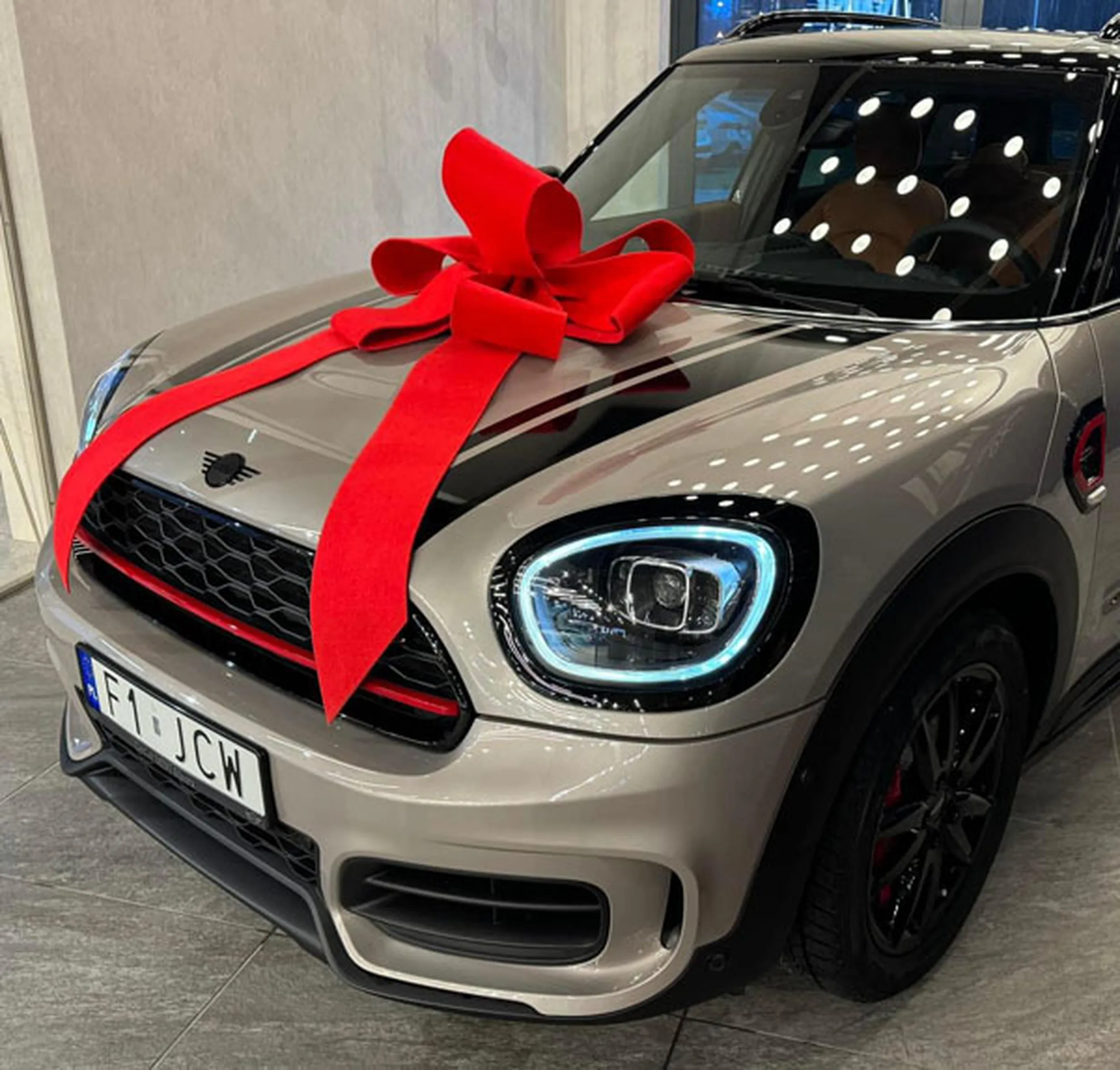 Fajny numer, blacha F1 JCW