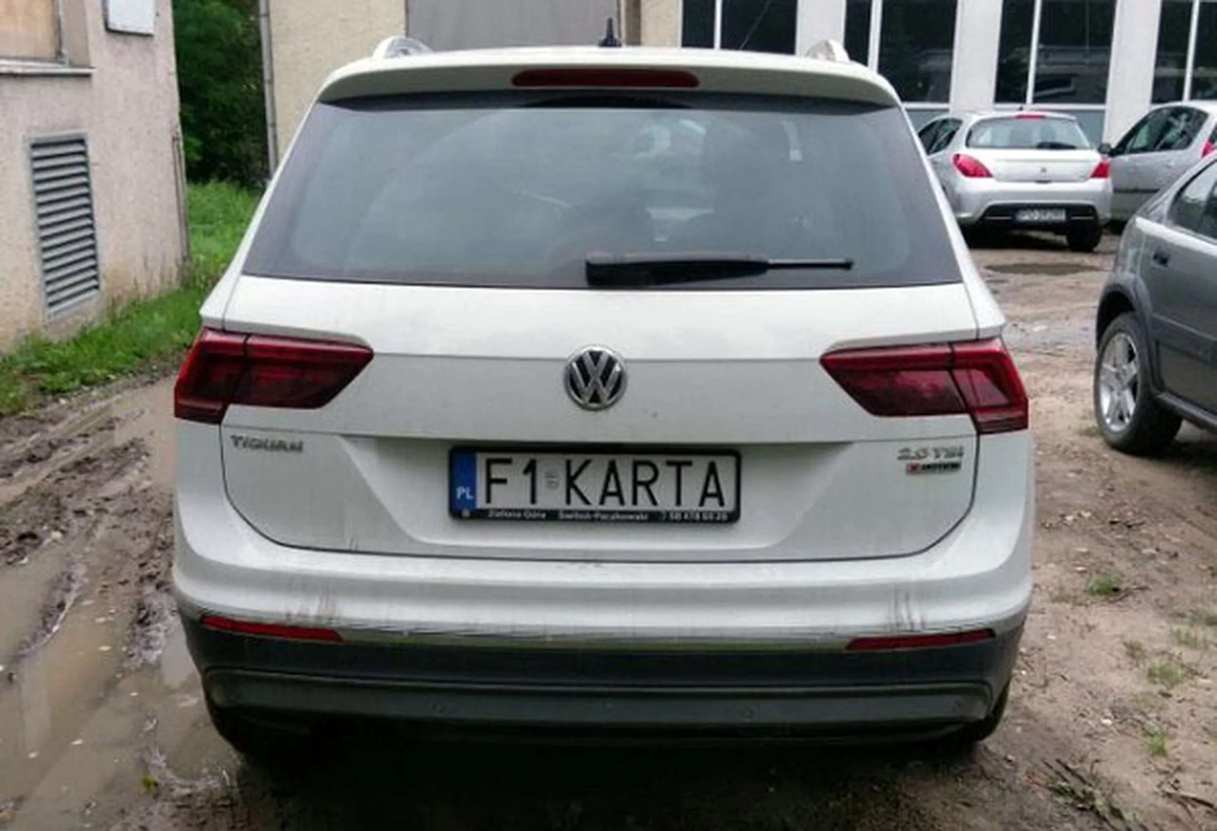 Fajny numer, blacha F1 KARTA