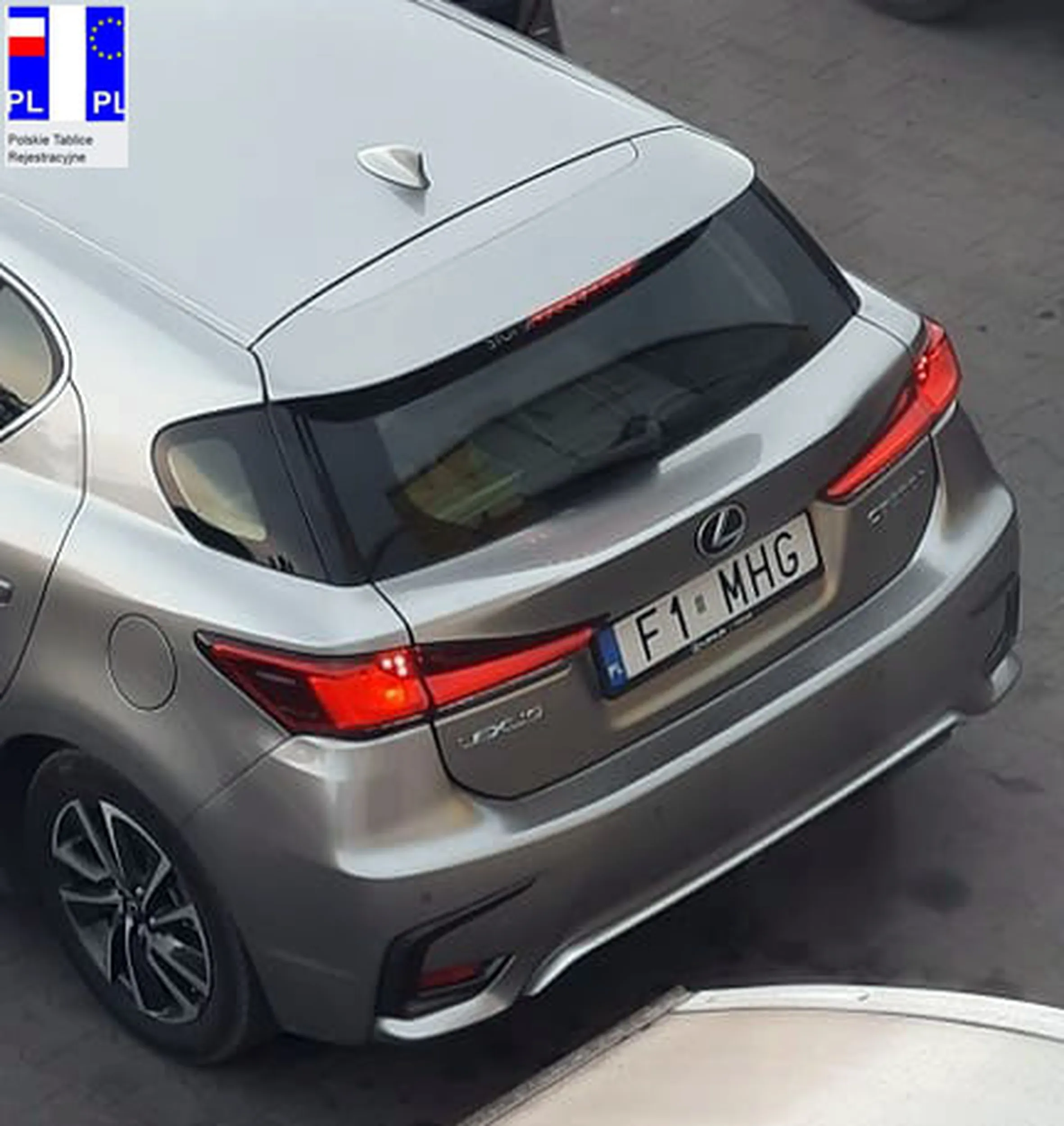 Fajny numer, blacha F1 MHG