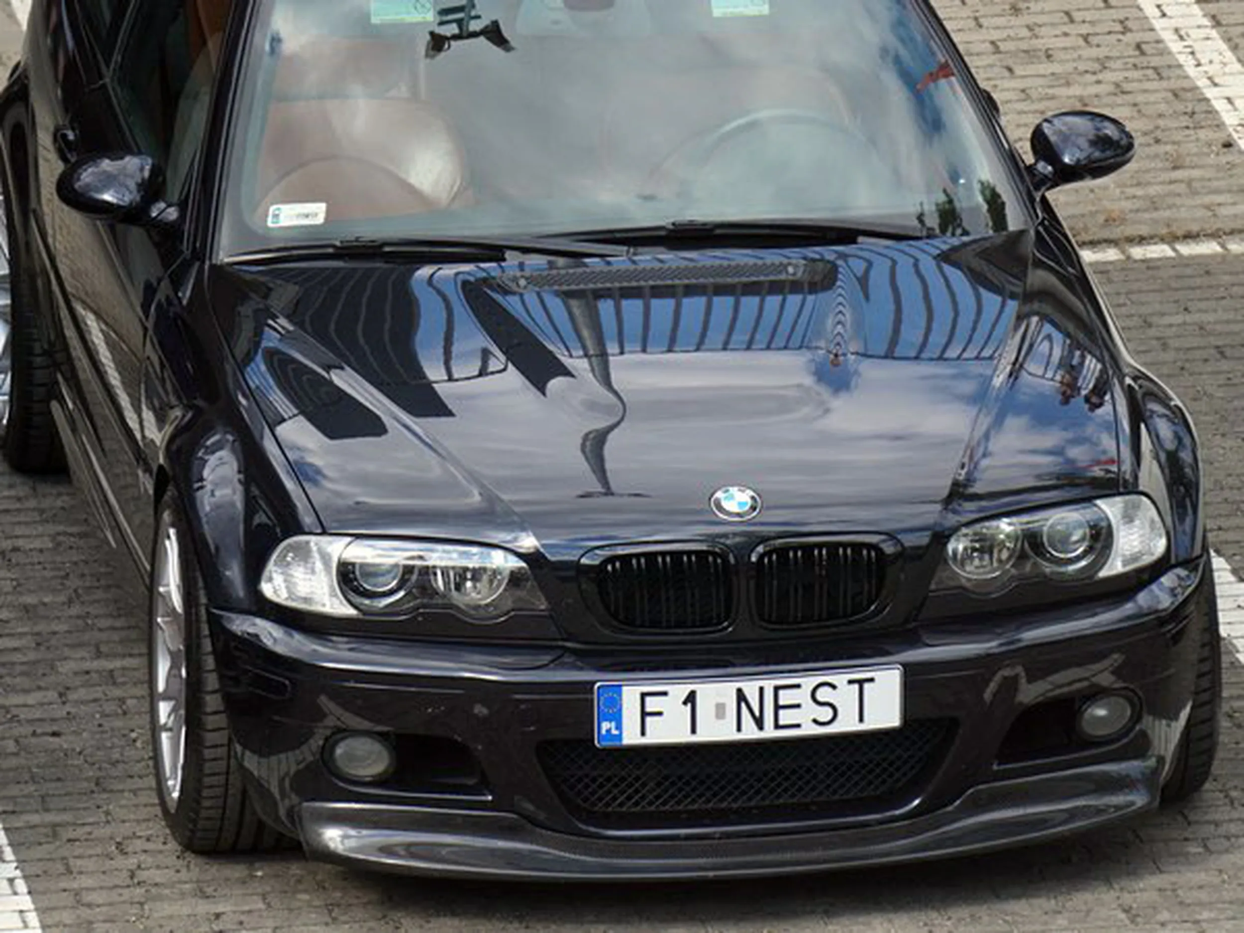 Fajny numer, blacha F1 NEST