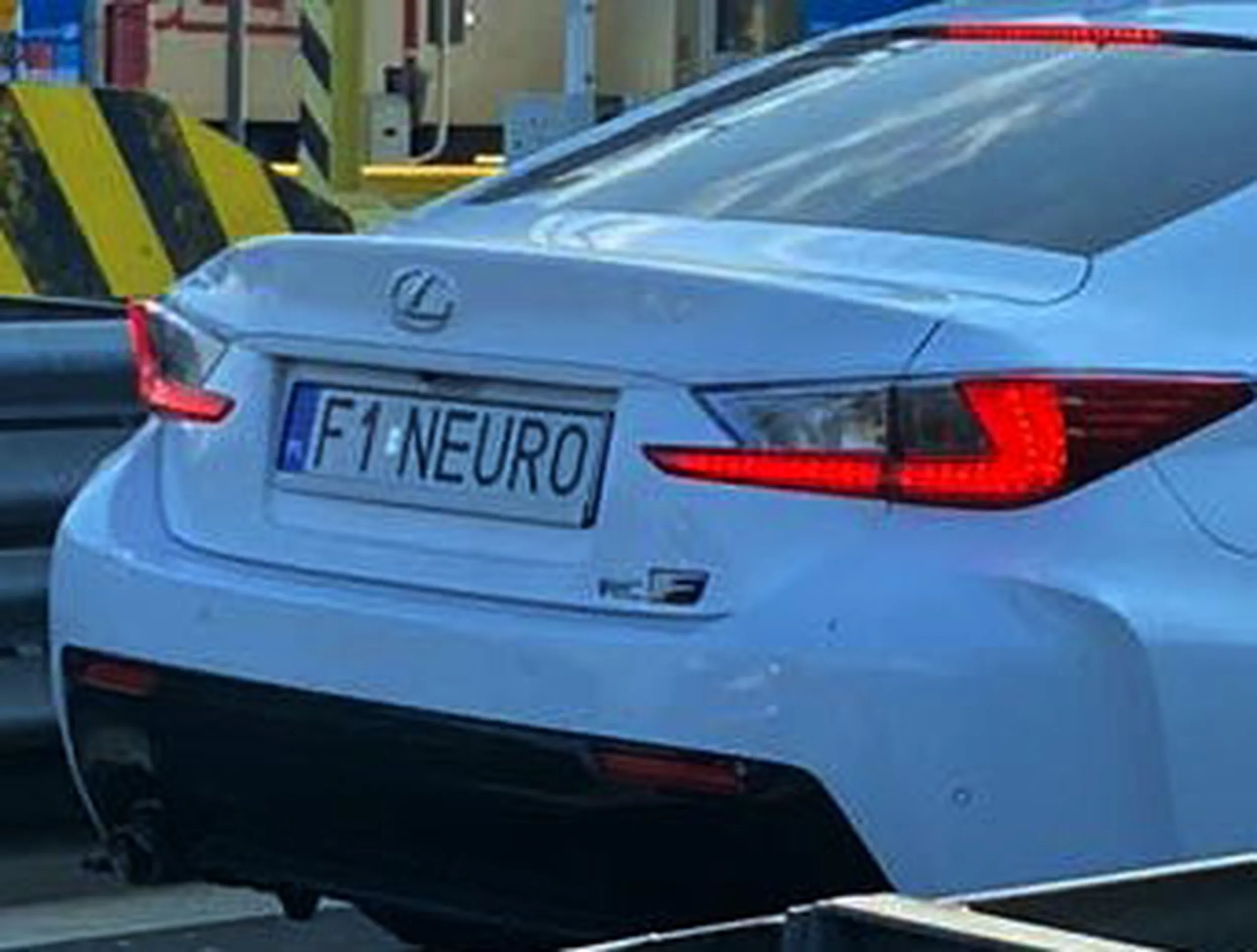 Fajny numer, blacha F1 NEURO