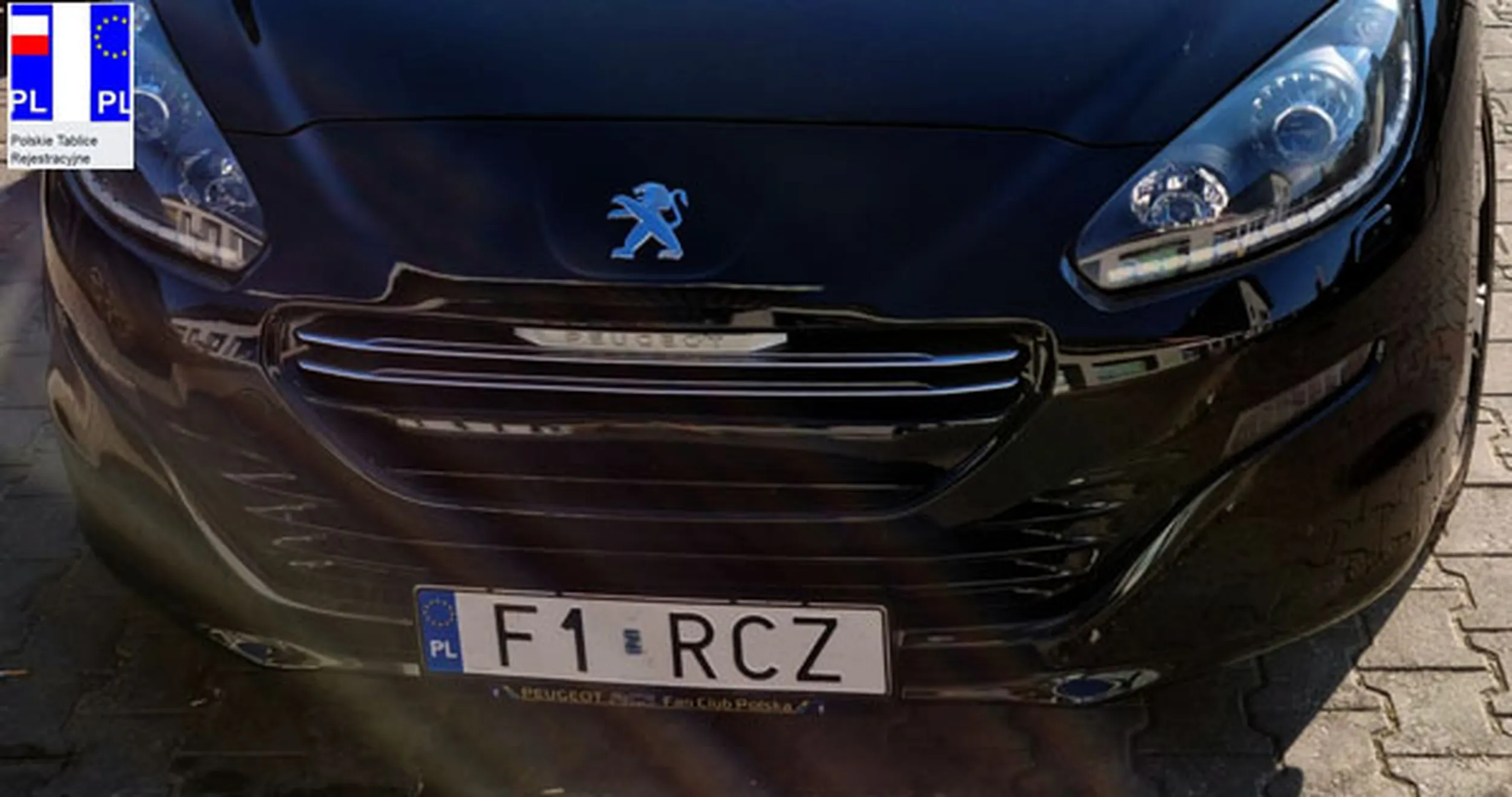 Fajny numer, blacha F1 RCZ