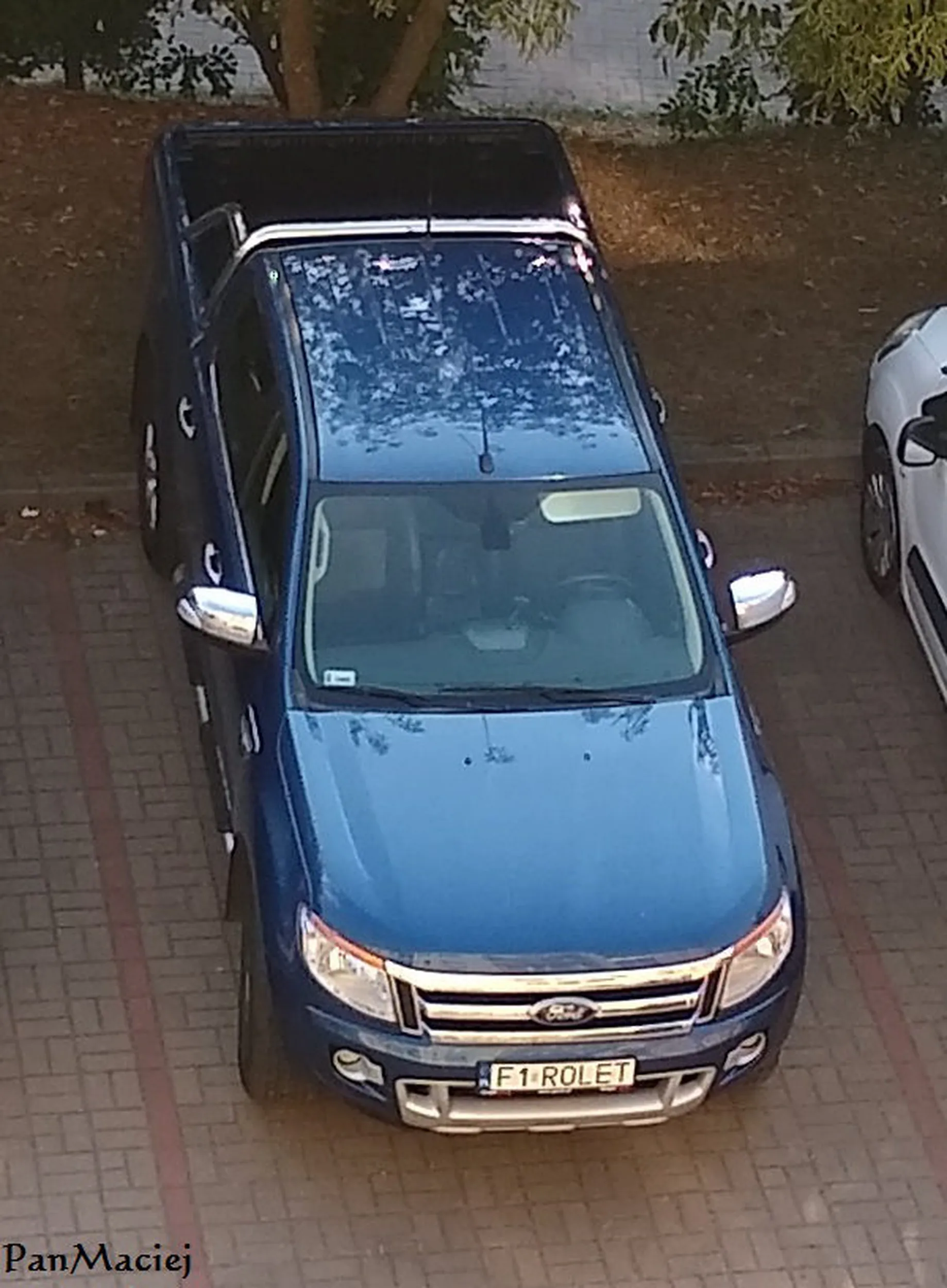 Fajny numer, blacha F1 ROLET