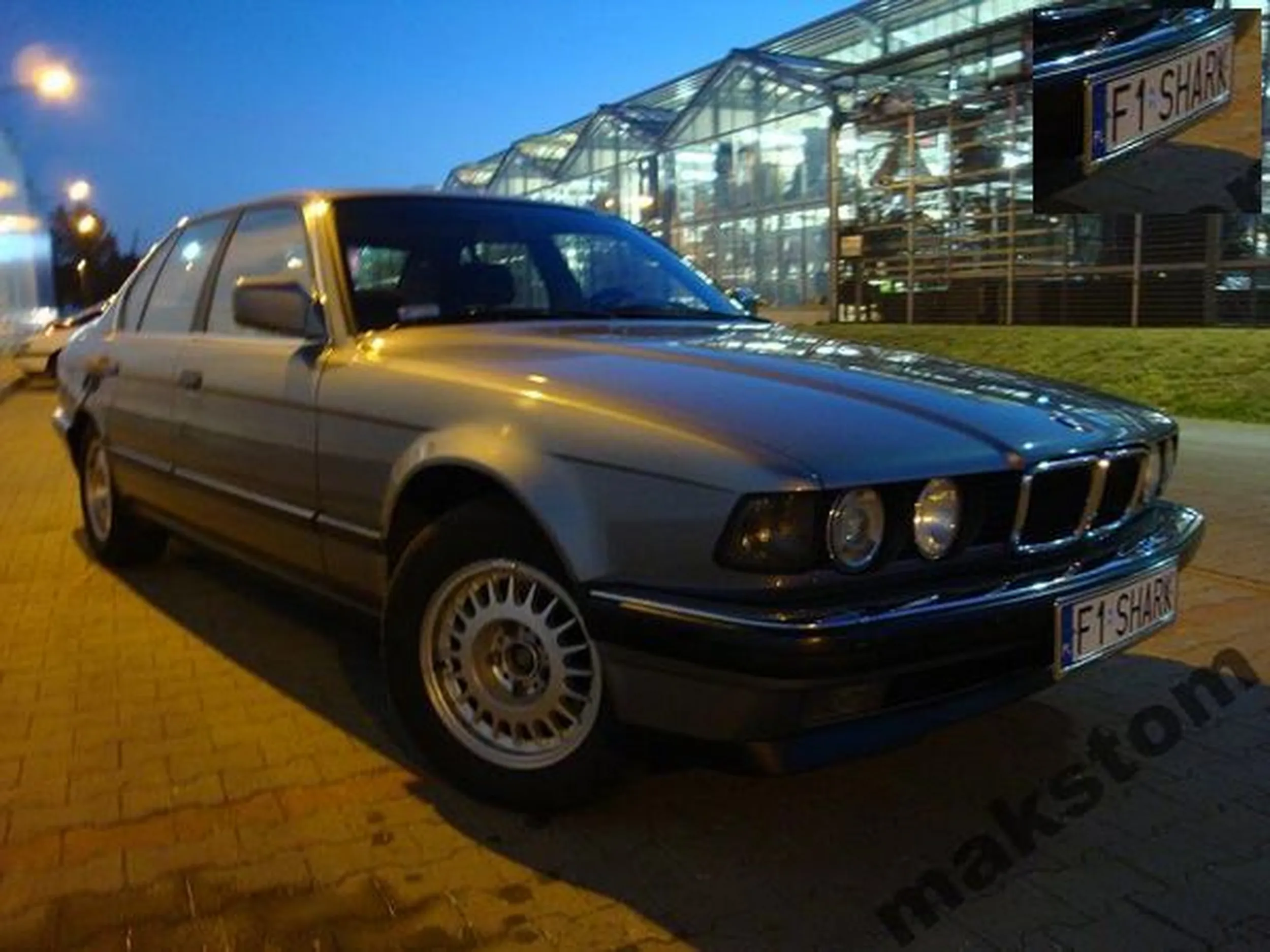 Fajny numer, blacha F1 SHARK