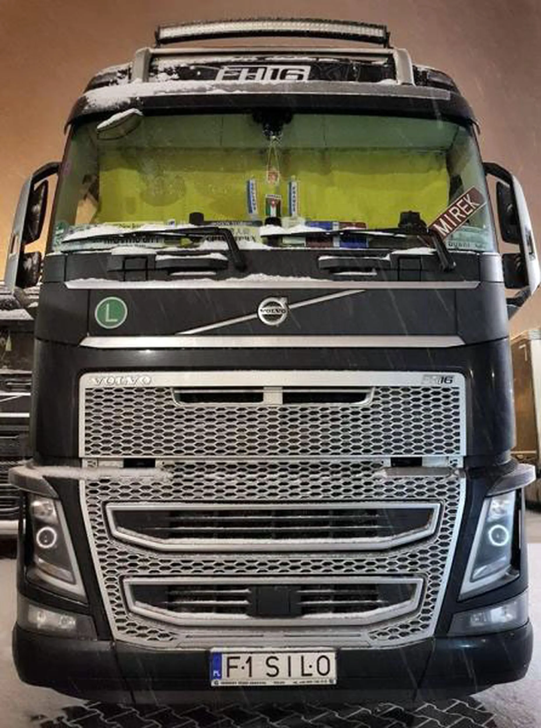 Fajny numer, blacha F1 SILO