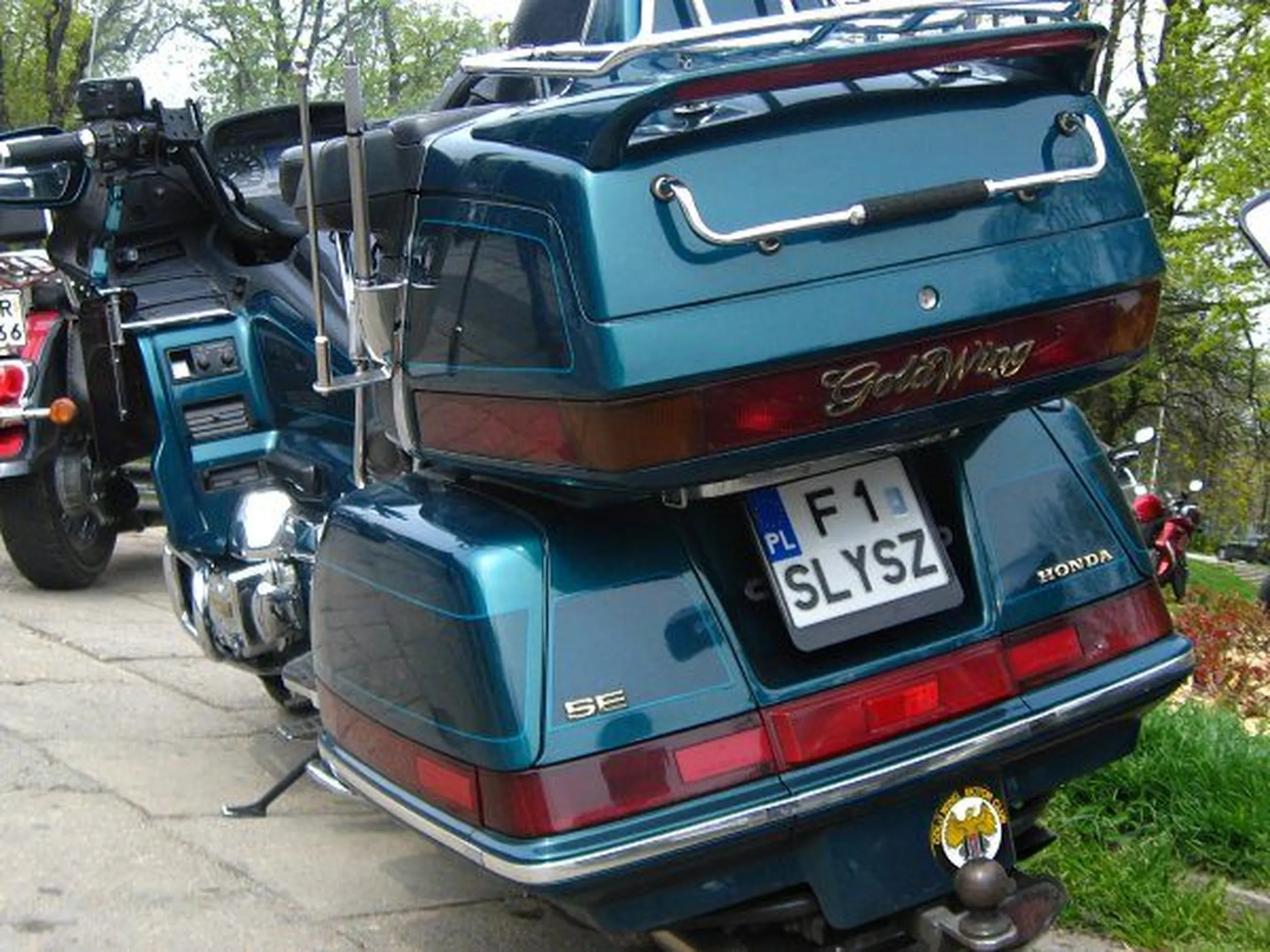 Fajny numer, blacha F1 SLYSZ