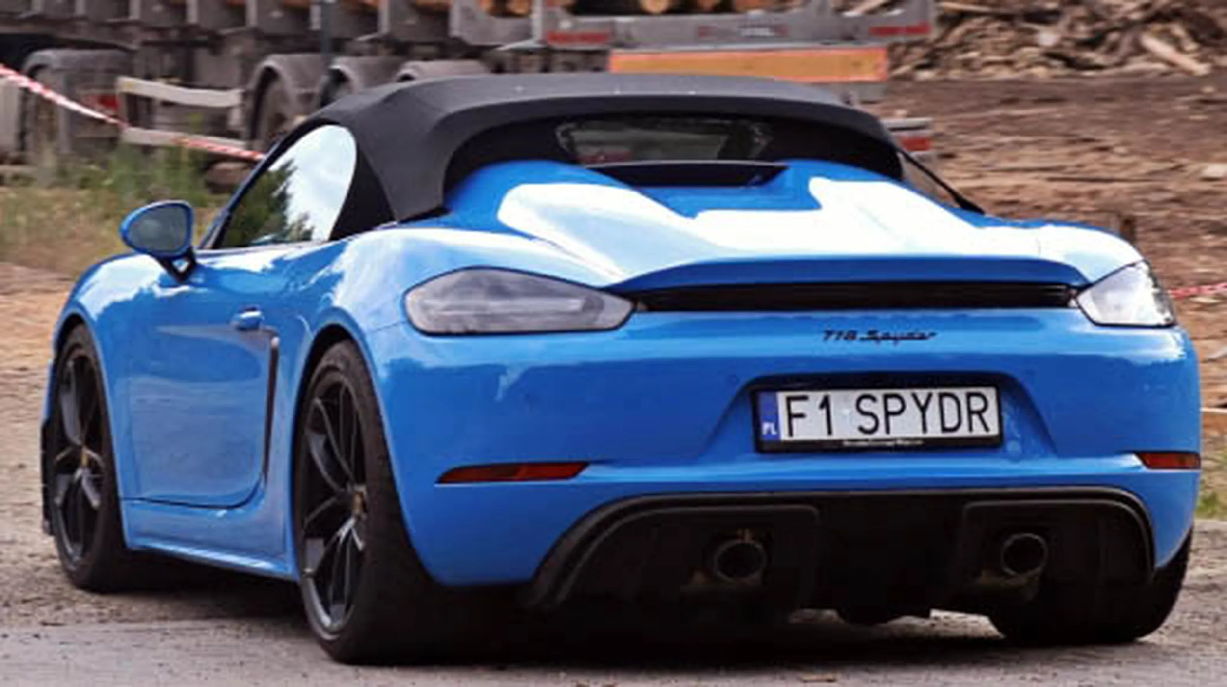 Fajny numer, blacha F1 SPYDR