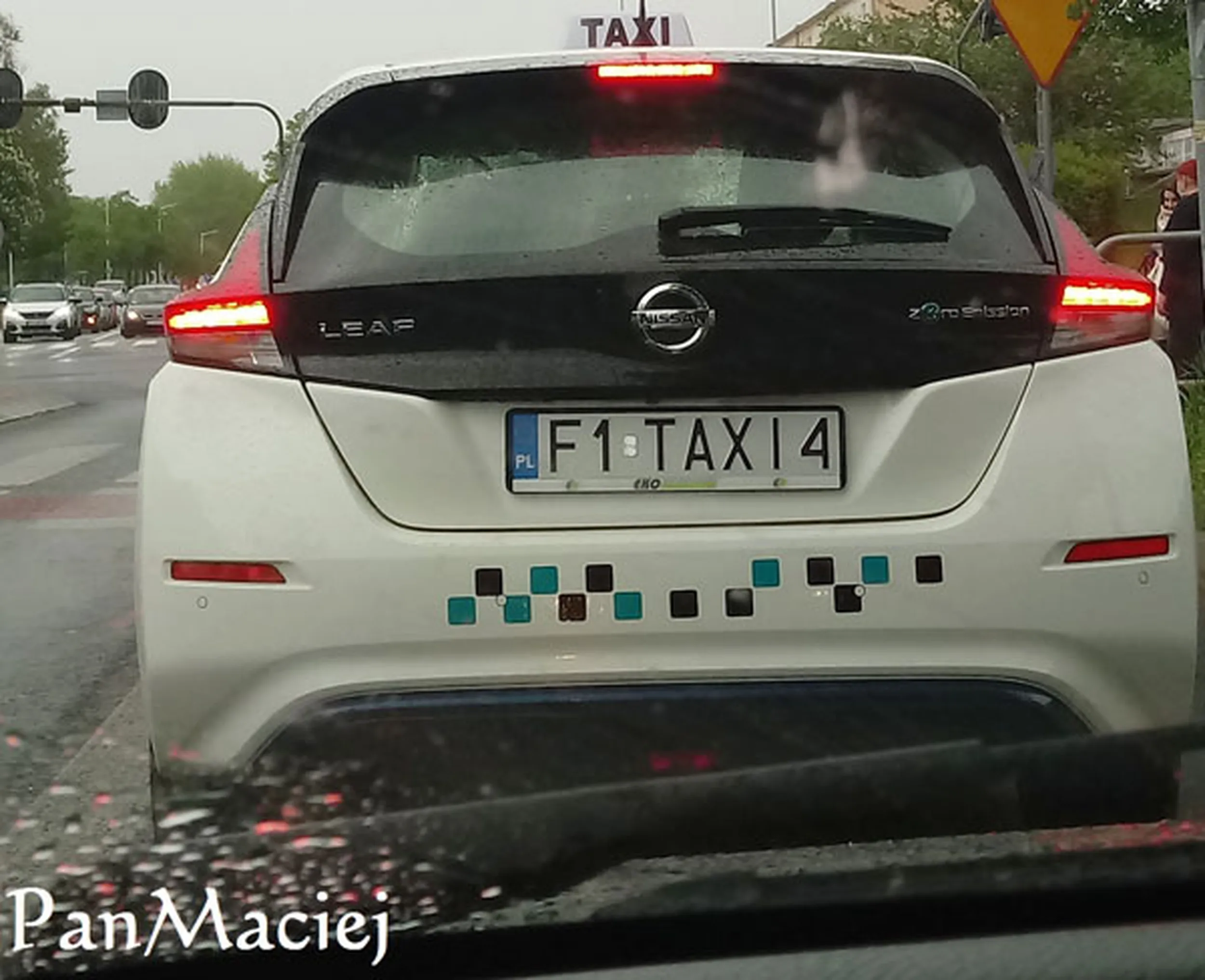 Fajny numer, blacha F1 TAXI4