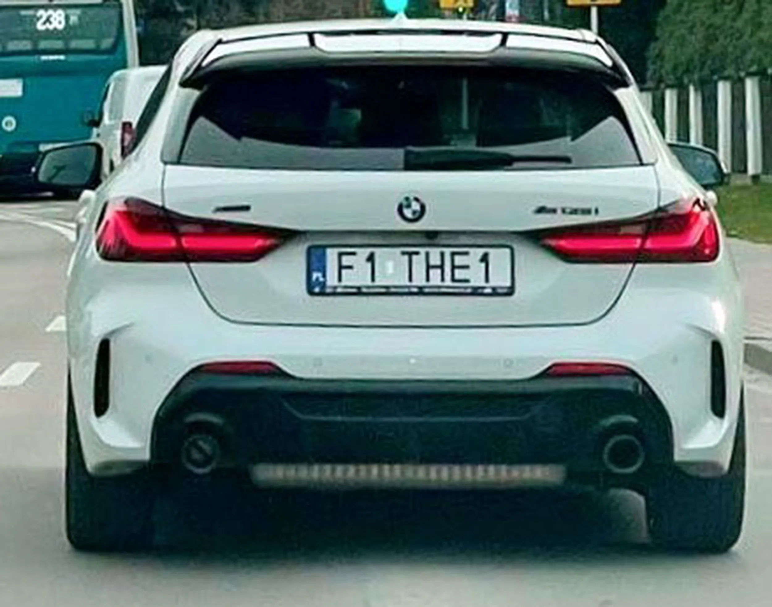 Fajny numer, blacha F1 THE1