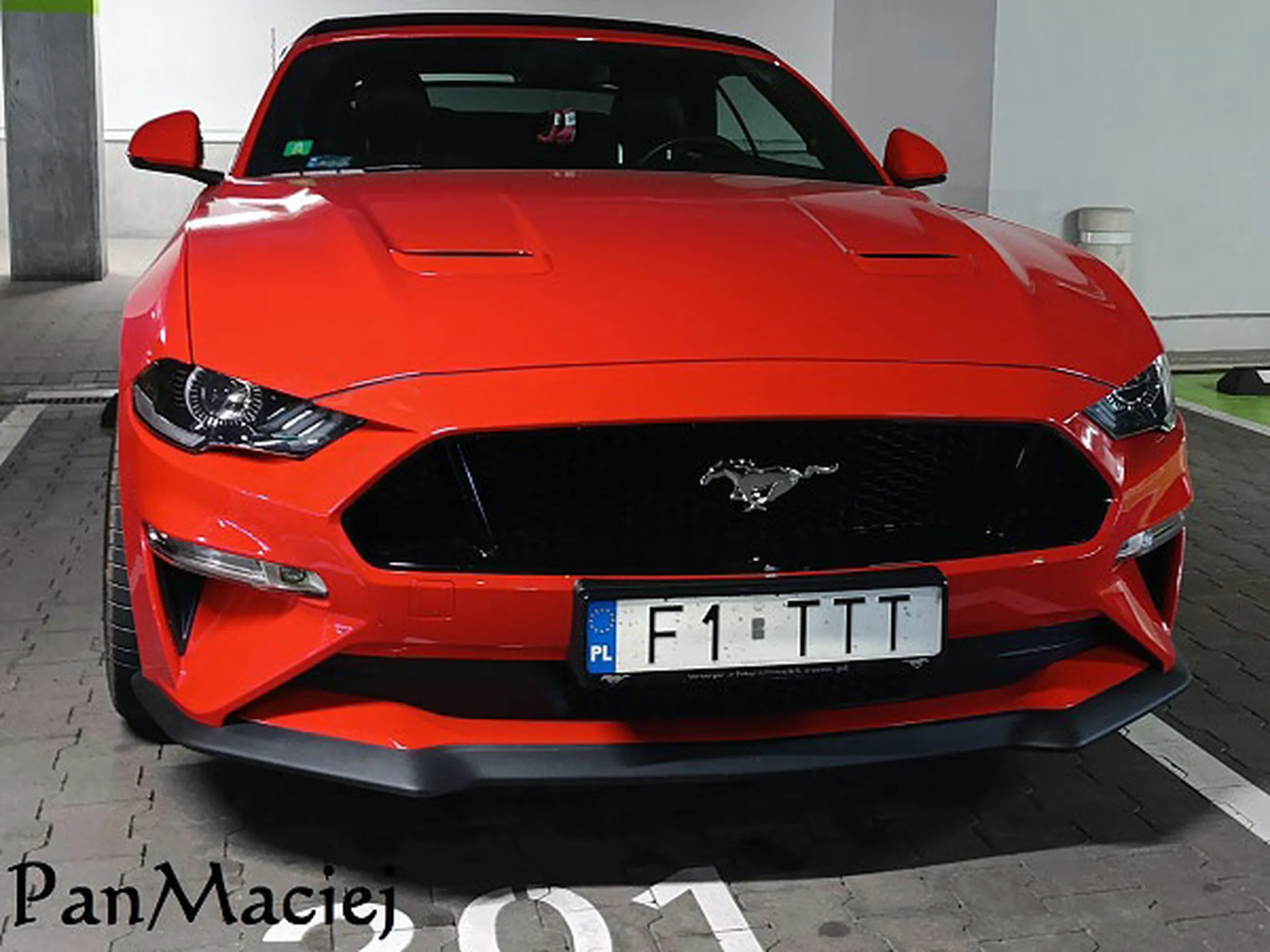 Fajny numer, blacha F1 TTT