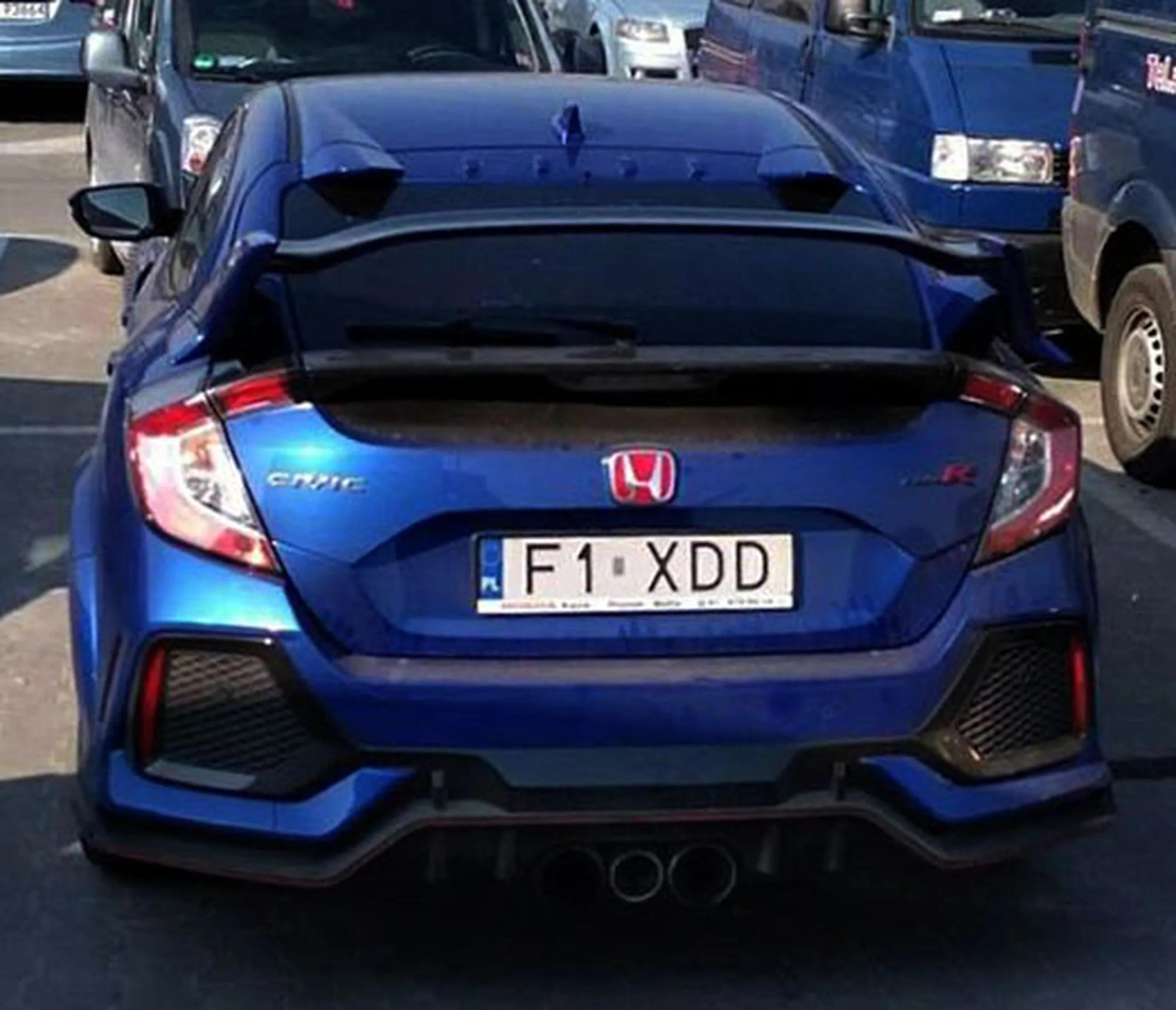 Fajny numer, blacha F1 XDD