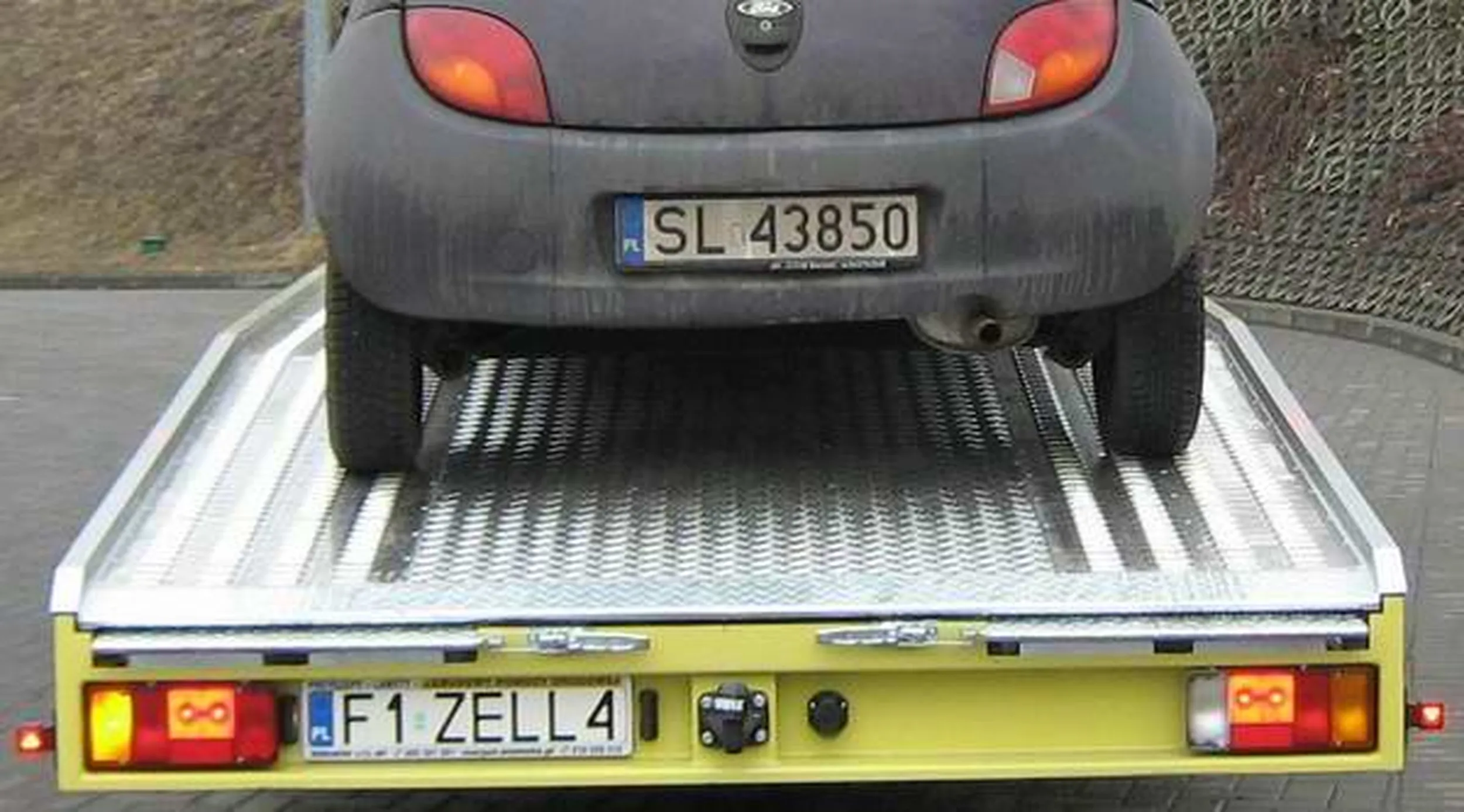 Fajny numer, blacha F1 ZELL4