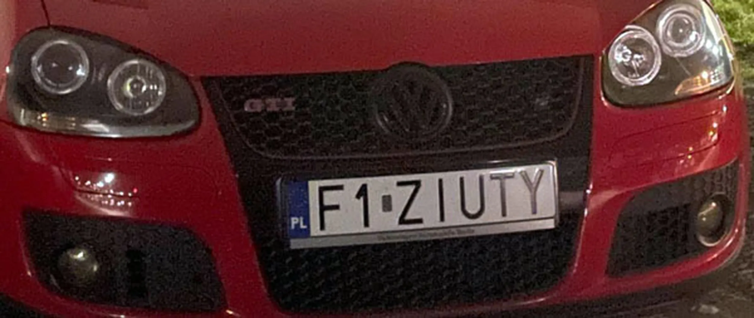 Fajny numer, blacha F1 ZIUTY