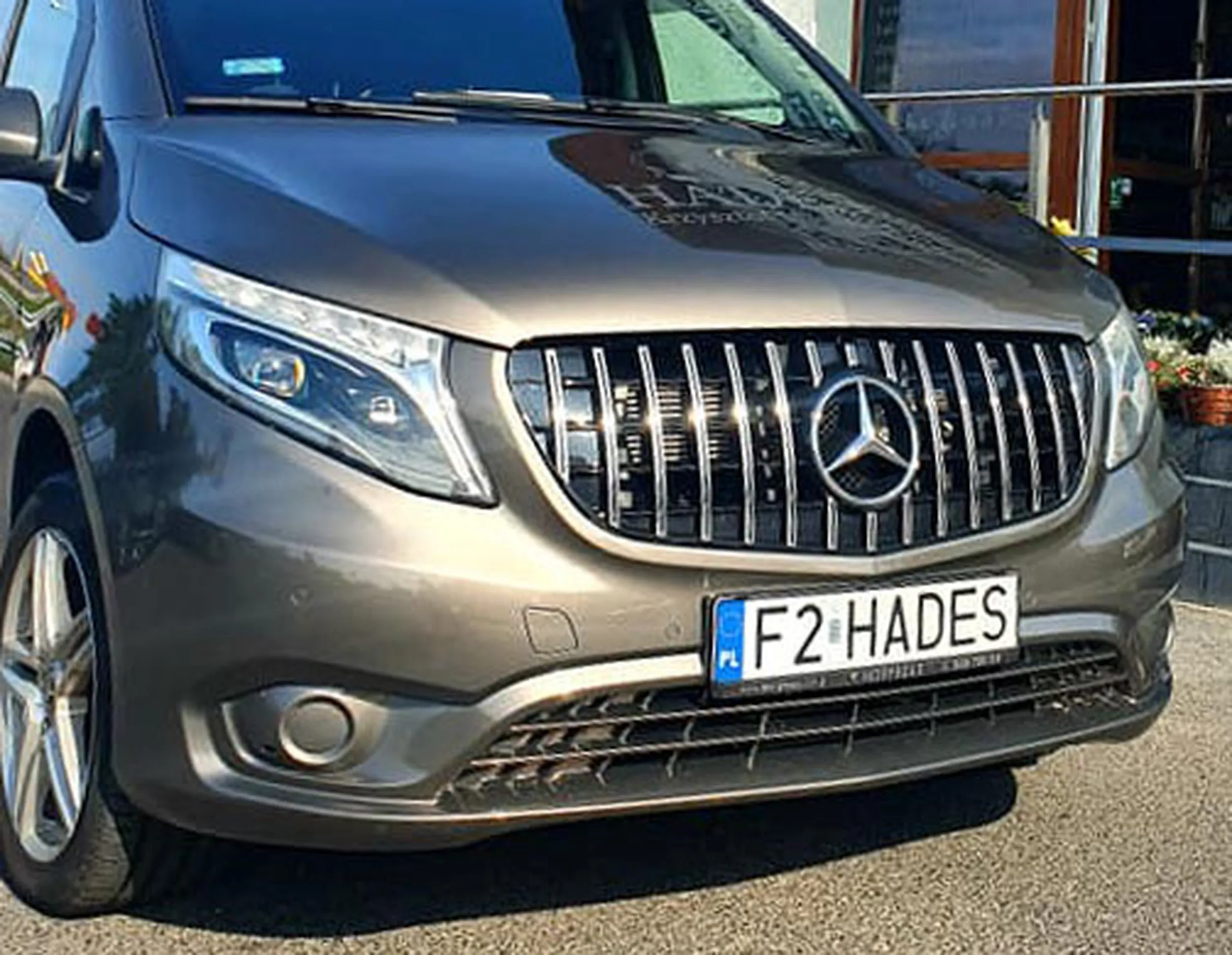 Fajny numer, blacha F2 HADES