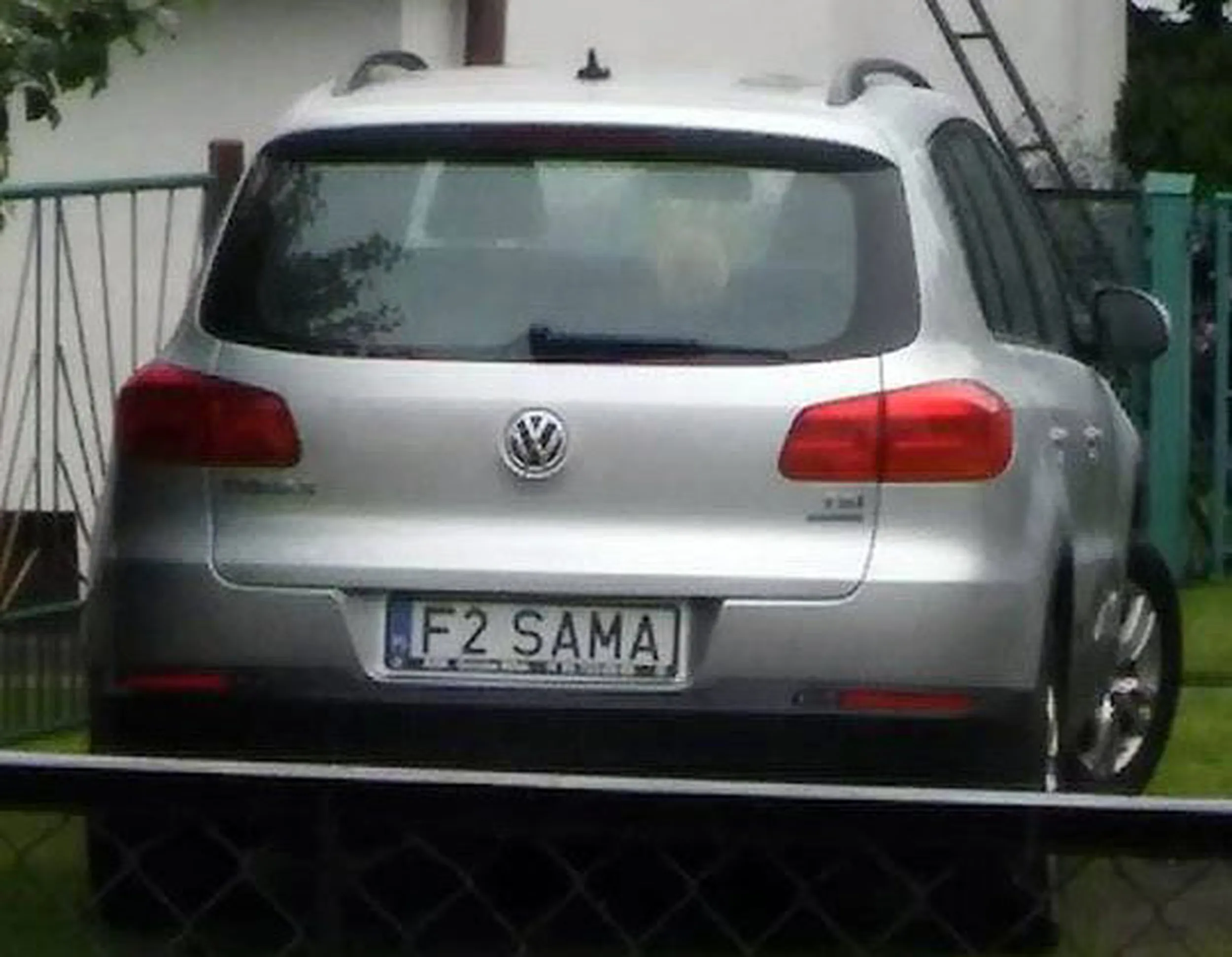 Fajny numer, blacha F2 SAMA