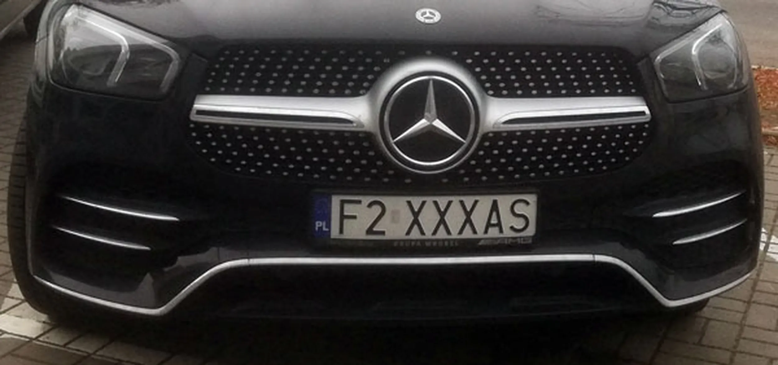 Fajny numer, blacha F2 XXXAS