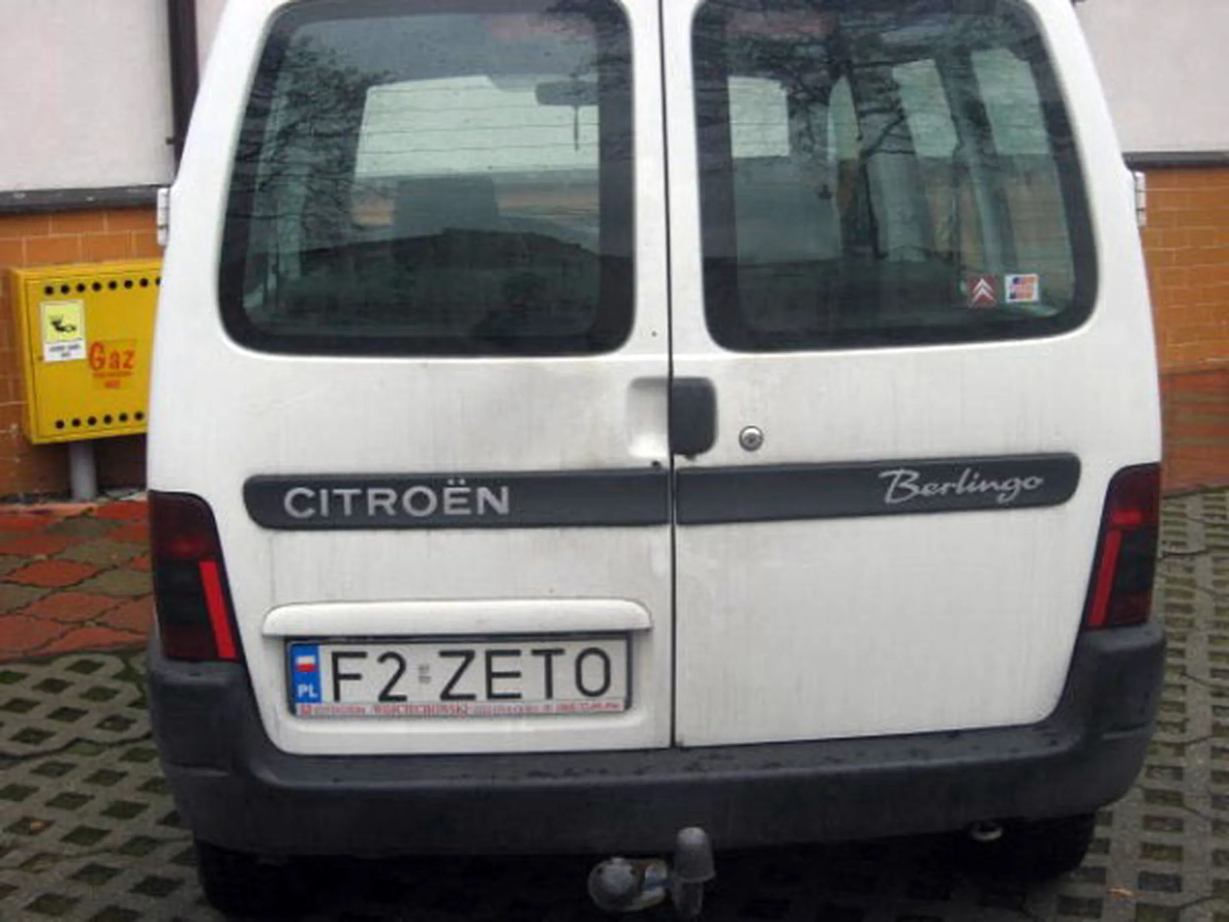 Fajny numer, blacha F2 ZETO